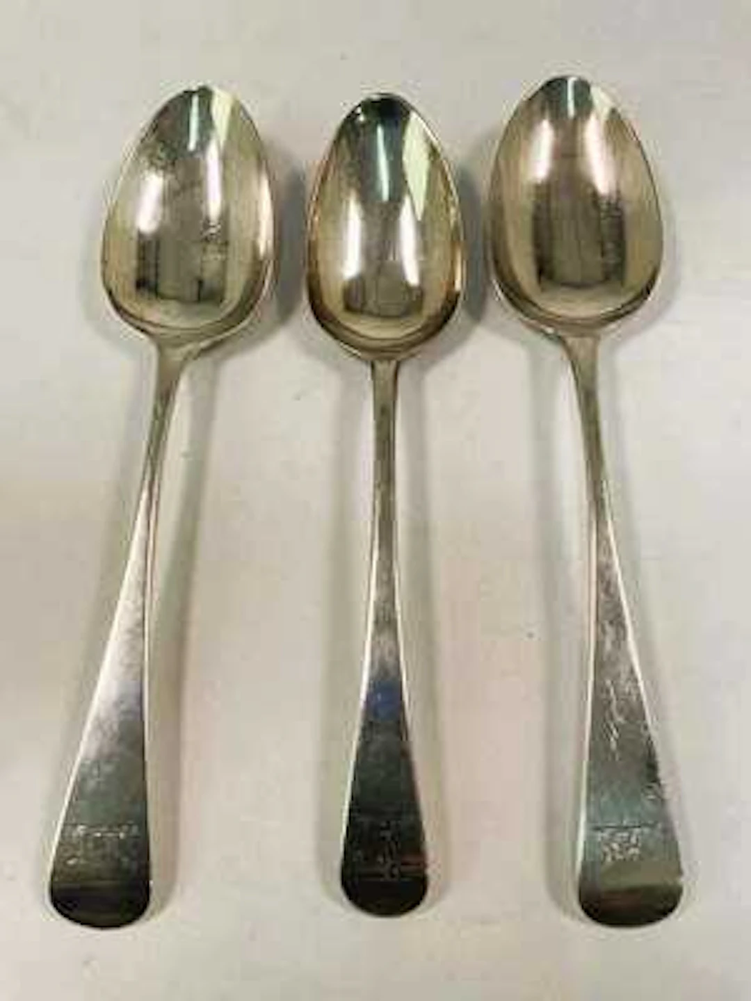 SAMUEL HAYNE & DUDLEY CATER; a George IV hallmarked silver serving spoon