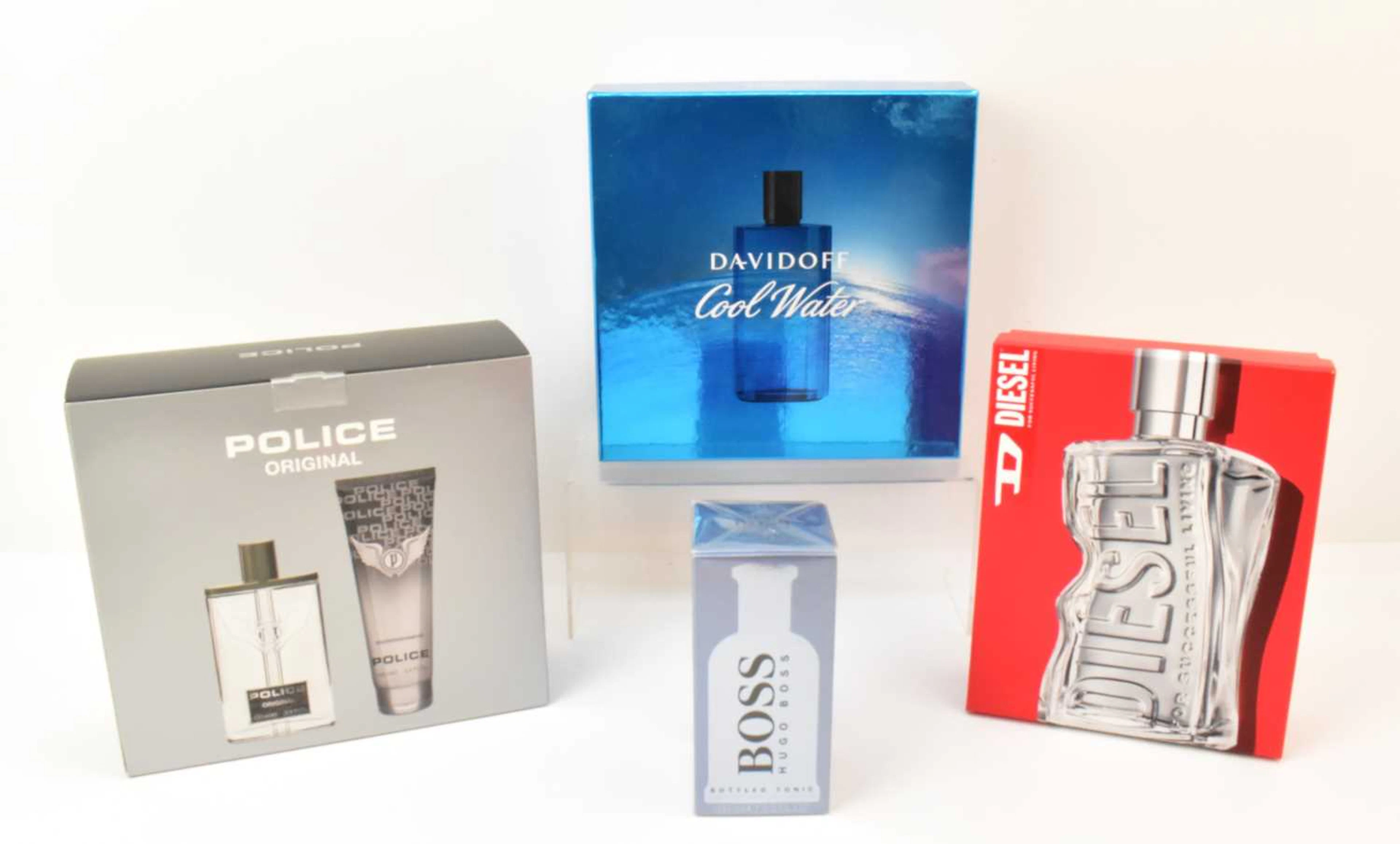 Four new and boxed gentlemen's aftershaves