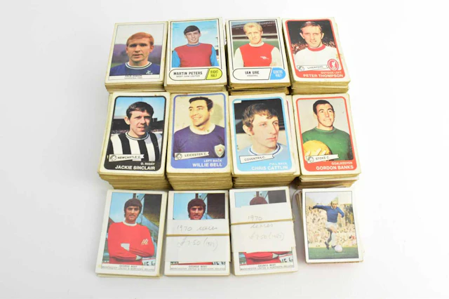 A&BC CHEWING GUM; a large collection of football collectors' cards