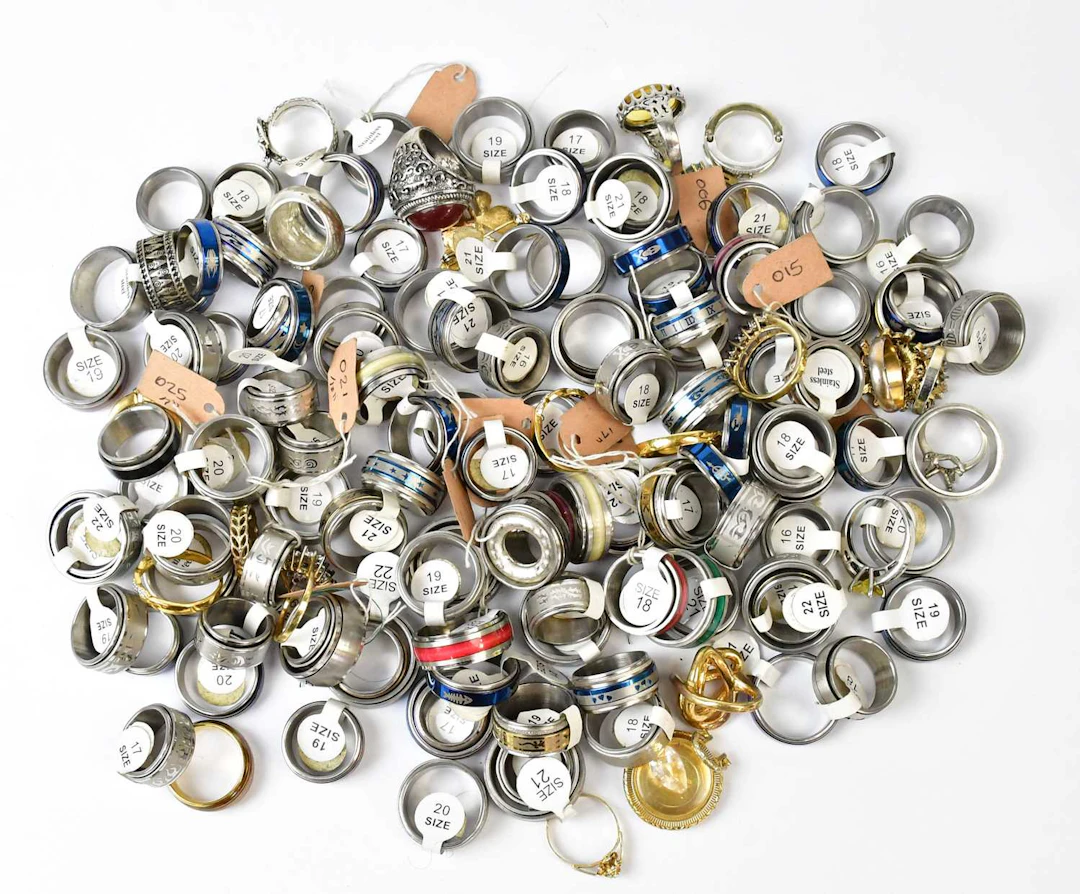 Four silver rings