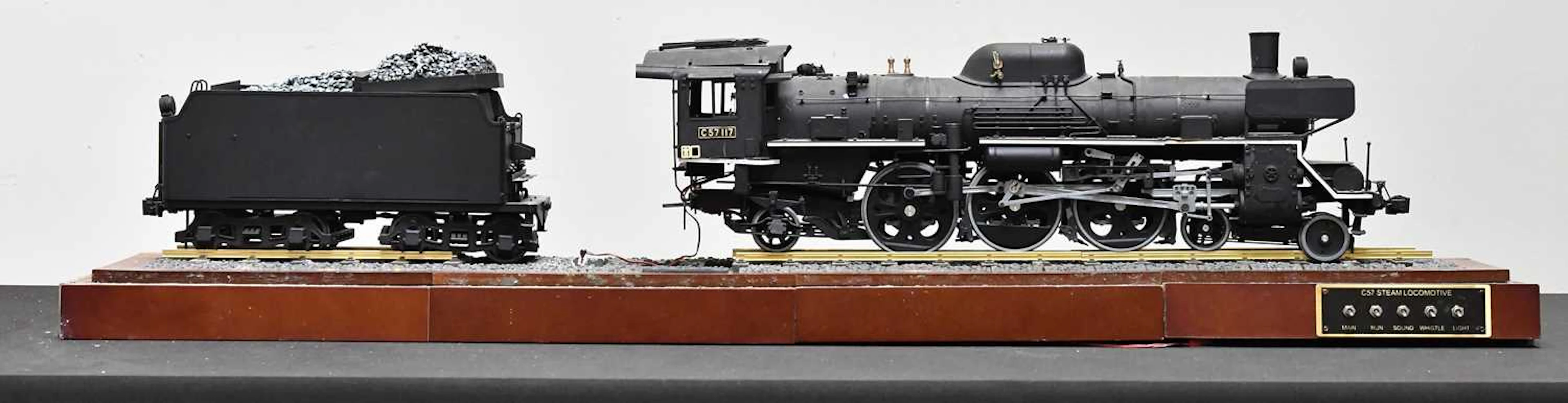 A gauge 1 electric locomotive and tender