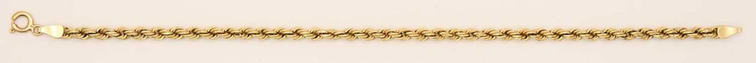A 9ct yellow gold rope twist bracelet with ring clasp