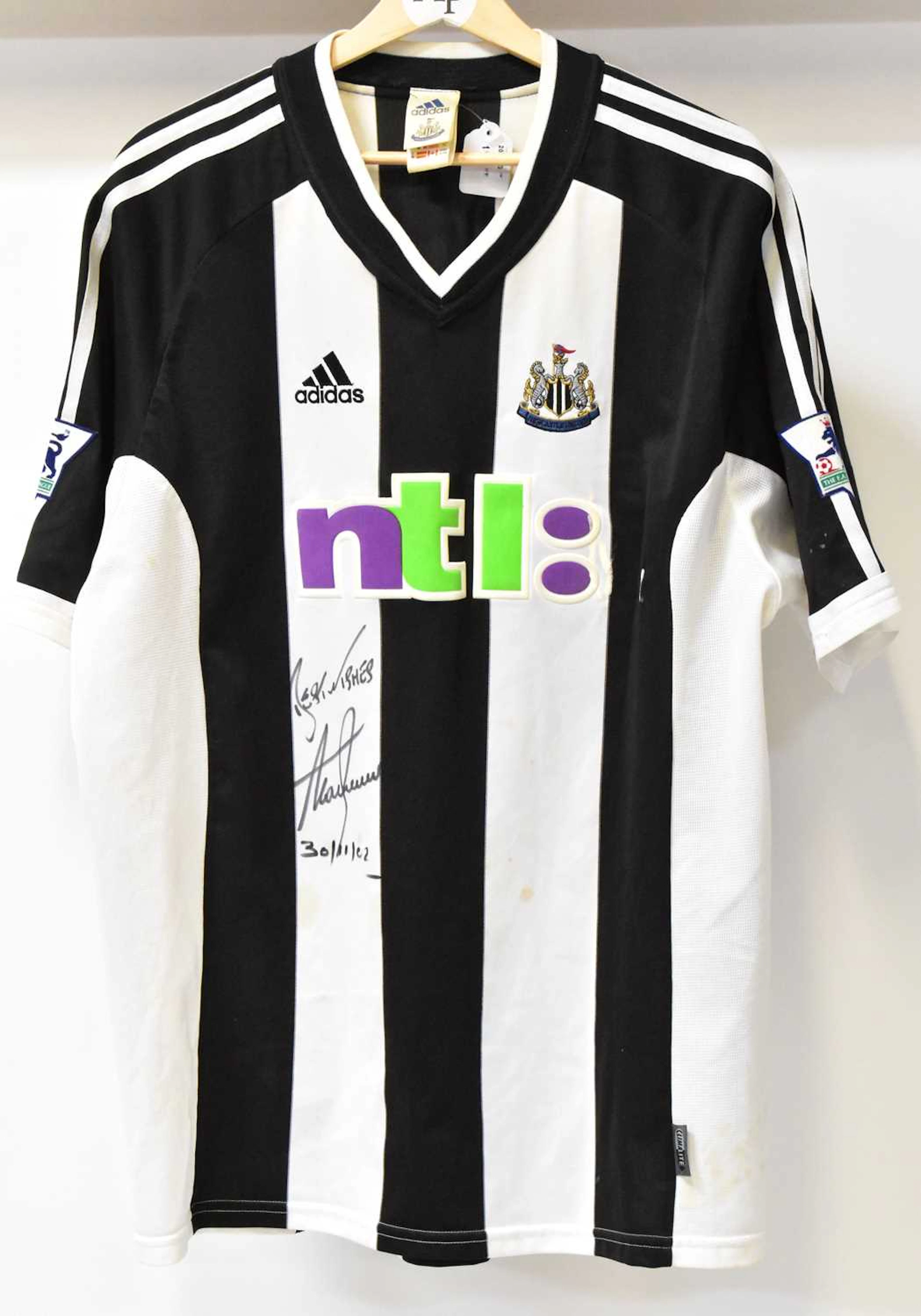 NEWCASTLE UNITED FC; an Alan Shearer signed match-worn...