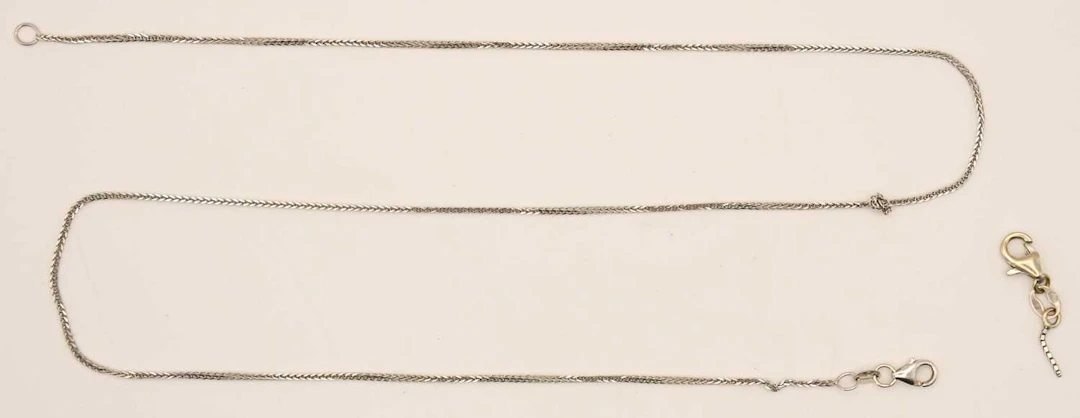 A 14ct white gold fine dainty link necklace
