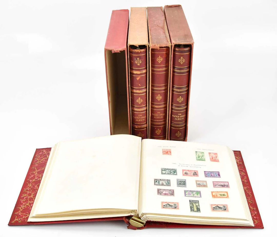 BRITISH COMMONWEALTH; in four expensive Oriel albums with slipcases