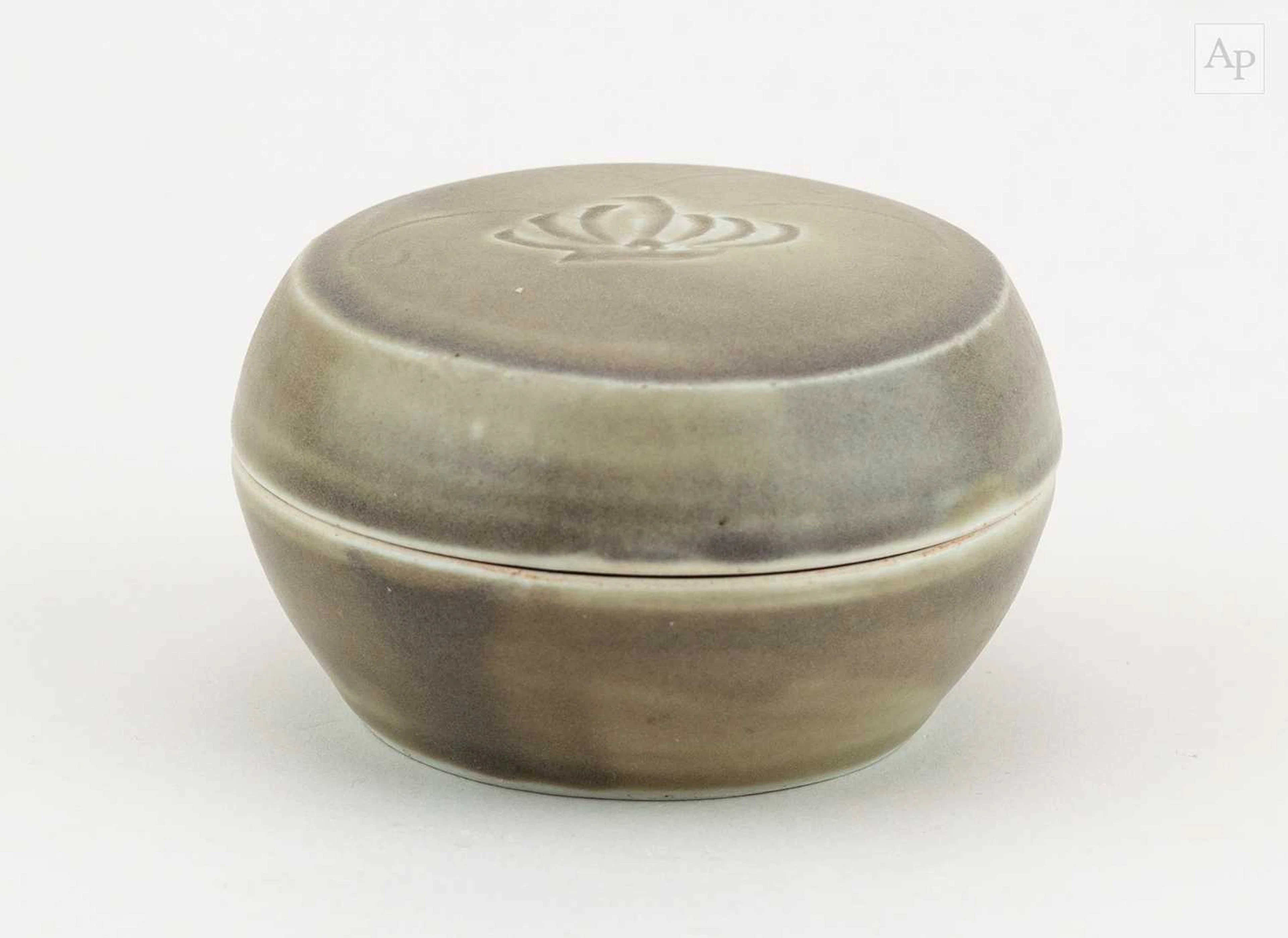 DAVID LEACH (1911-2005) for Lowerdown Pottery; a...