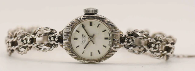 MARVIN; a lady's Revue 9ct white gold wristwatch