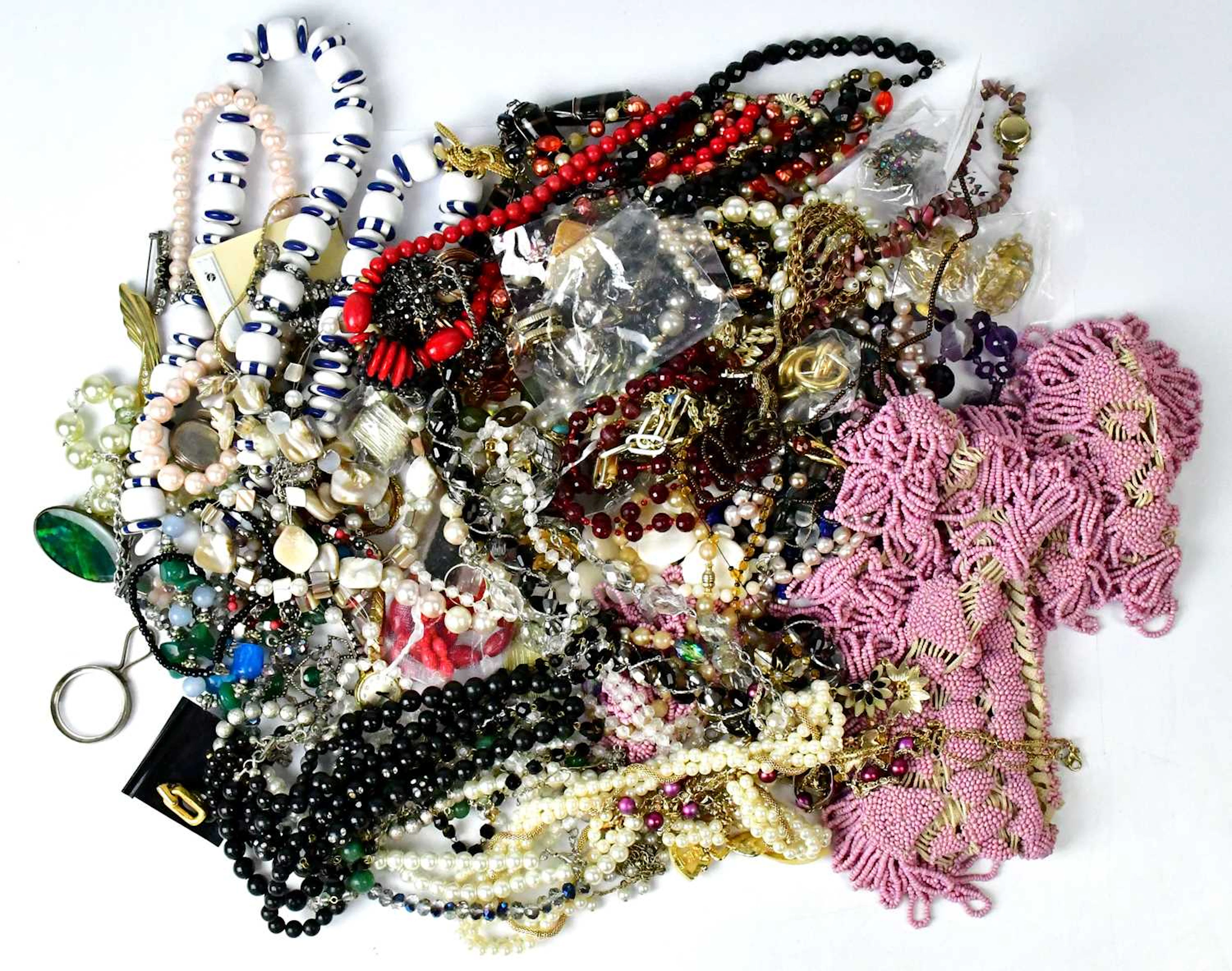 A quantity of vintage and vintage-style costume jewellery