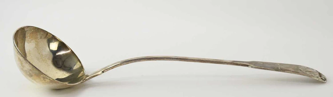 A George IV Scottish hallmarked silver ladle