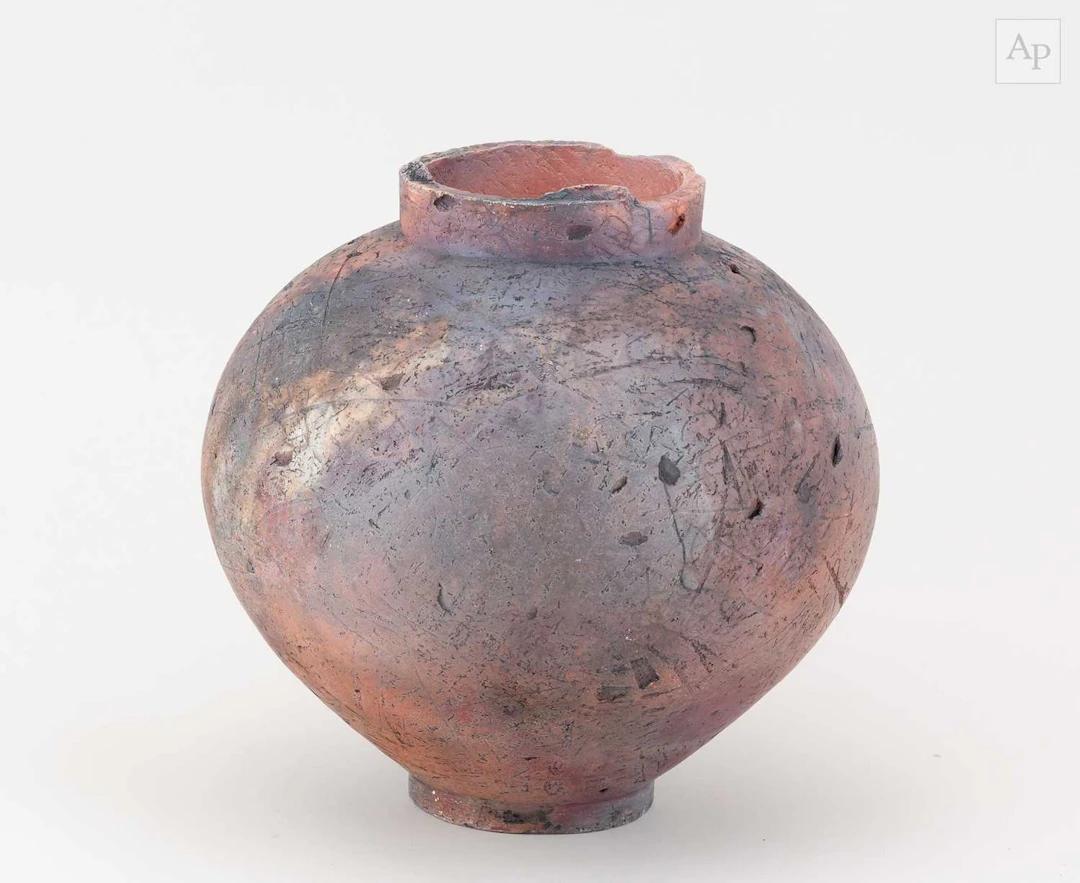 VICTORIA MEADOWS (born 1974); a small earthenware moon jar