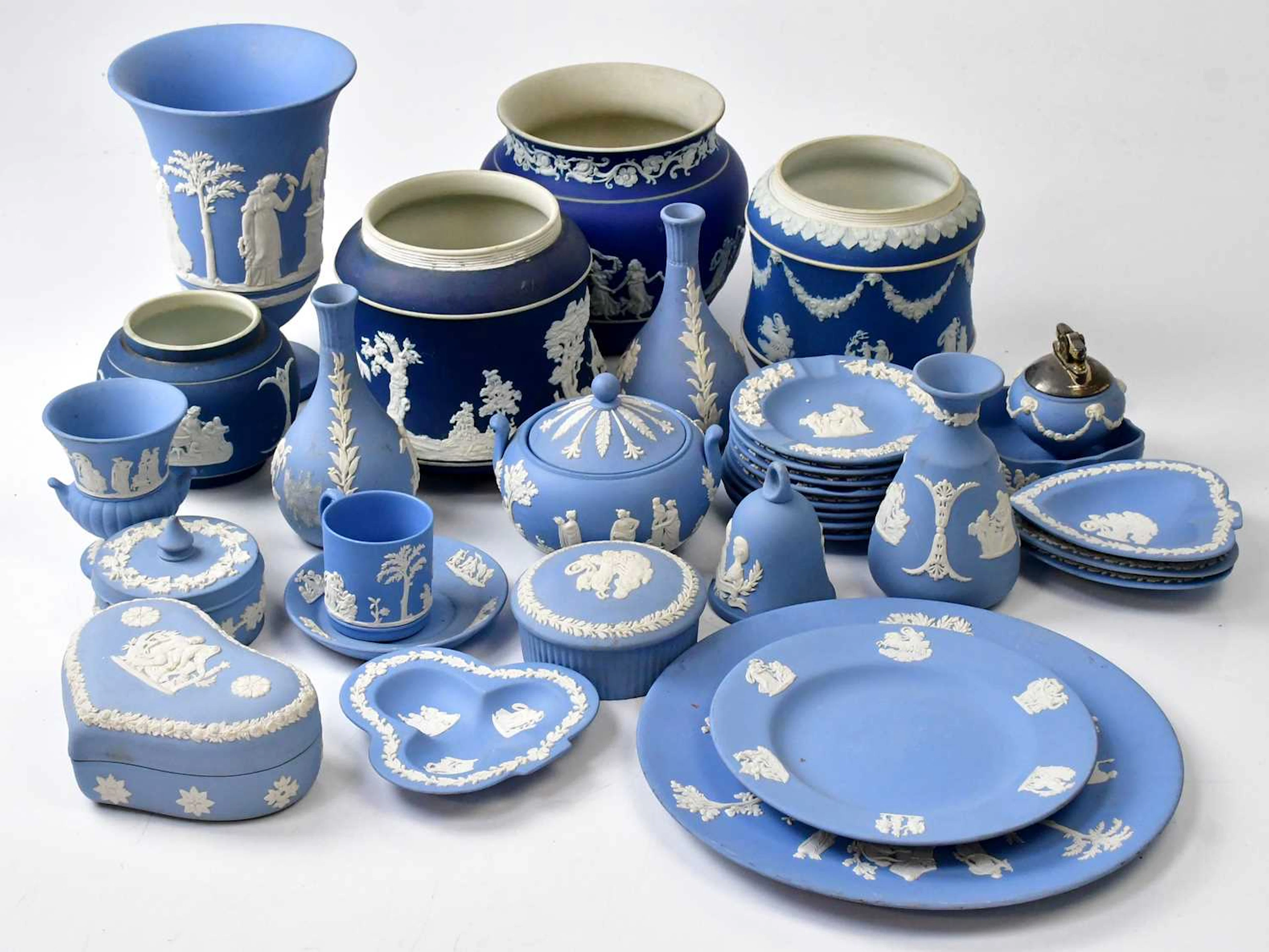 WEDGWOOD; a quantity of light and dark blue jasperware