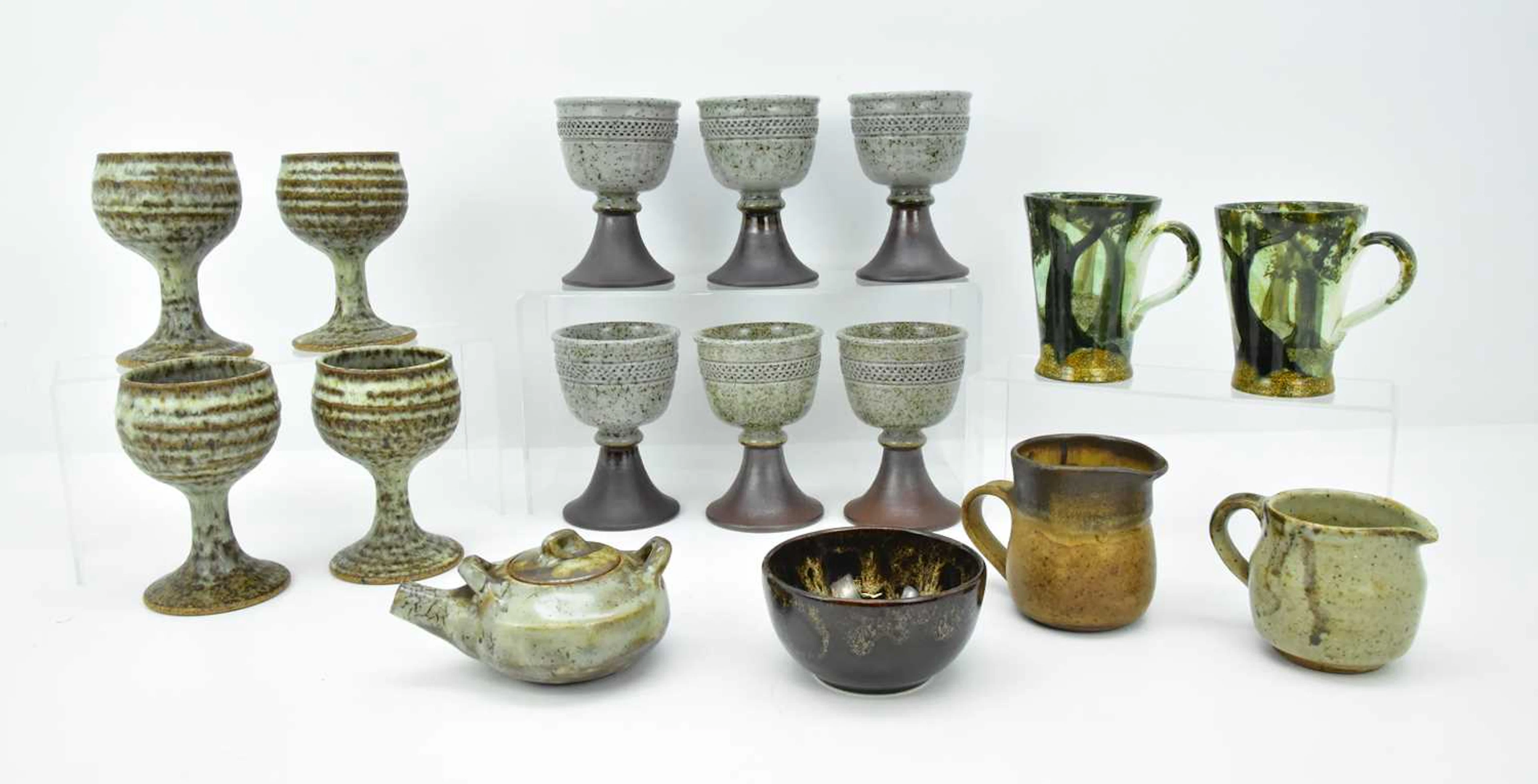 Sixteen items of various studio pottery including six...