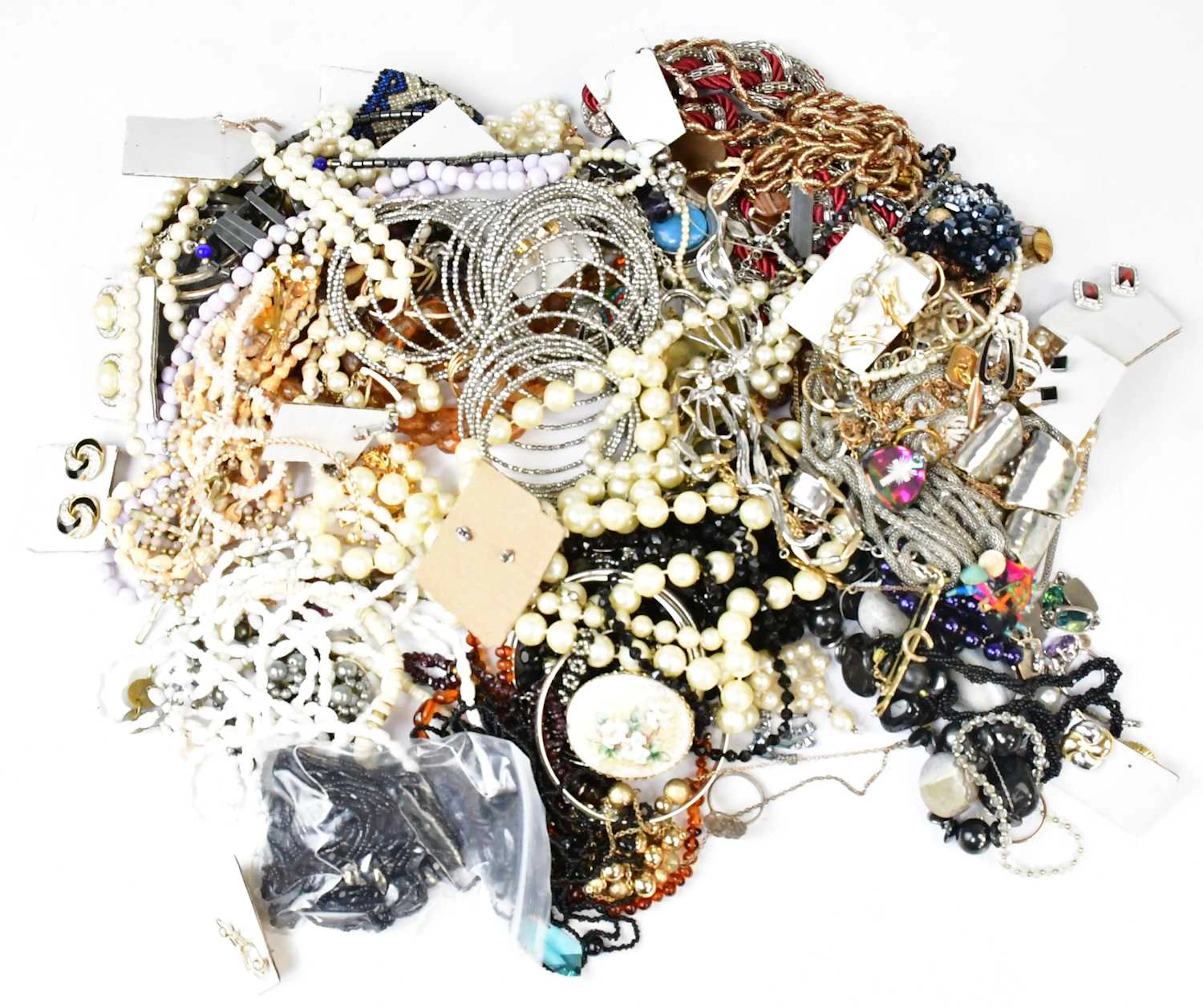 A quantity of vintage and vintage-style costume jewellery