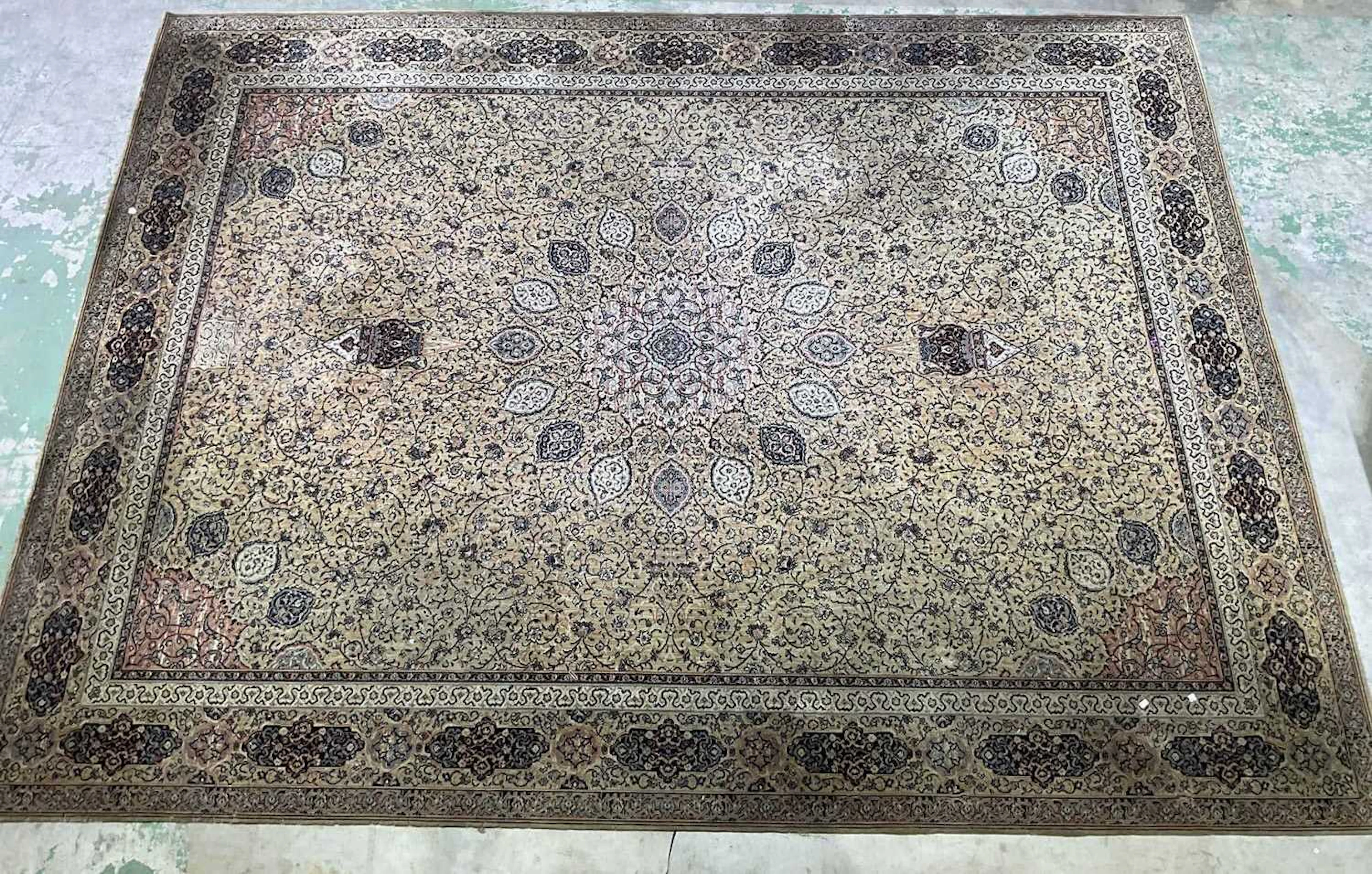 A machine woven European Rug