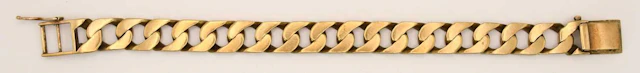 A 9ct yellow gold flat Cuban link bracelet