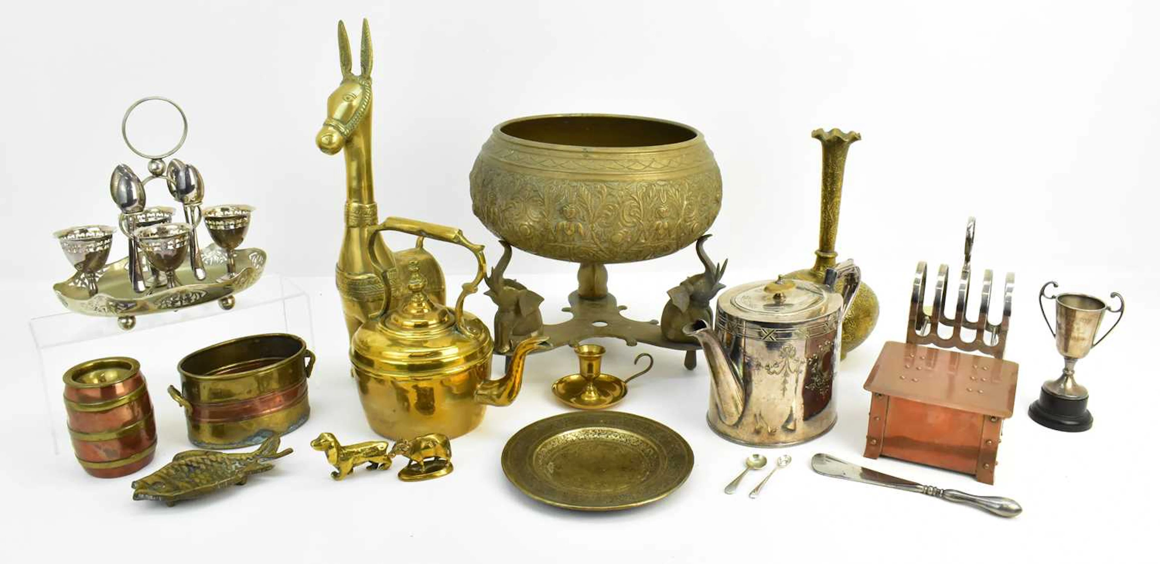 Various silver plate including toast rack