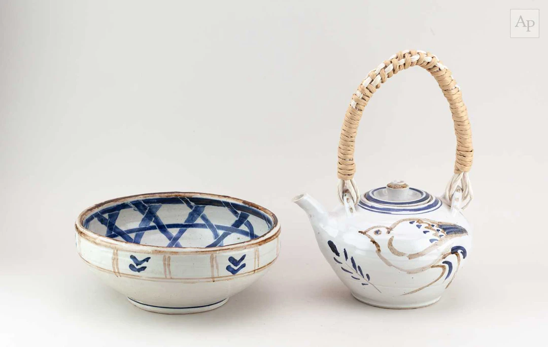 SETH CARDEW (1934-2016); a large stoneware teapot with...