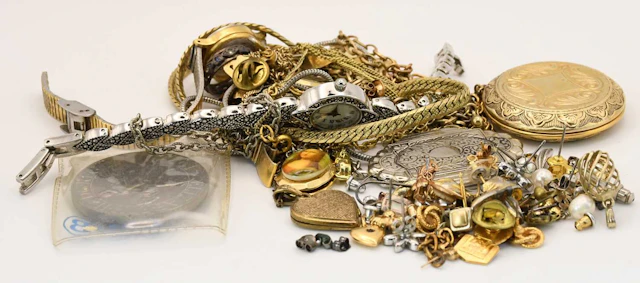 Various items of costume jewellery including lady's watches