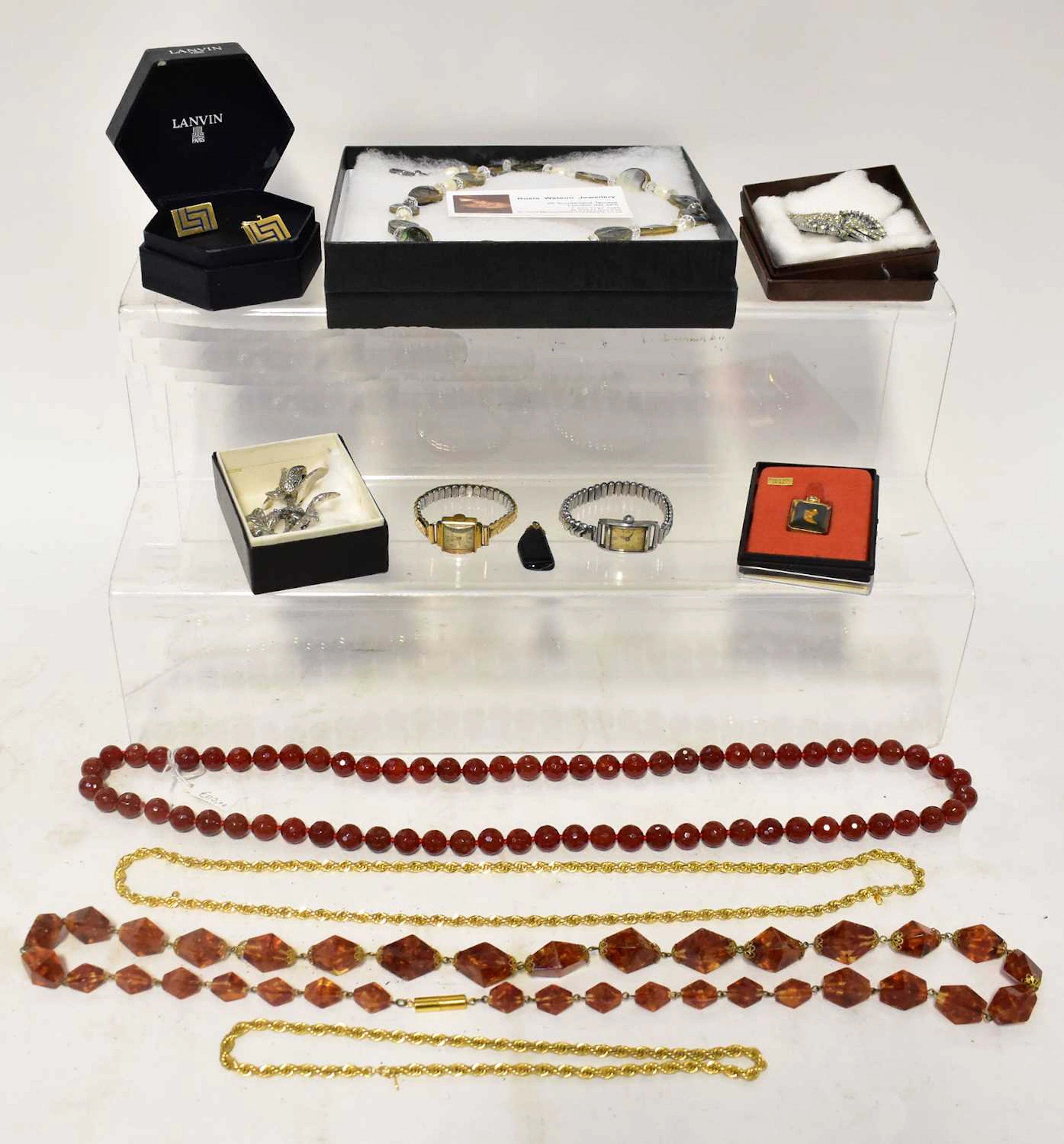 A collection of costume jewellery