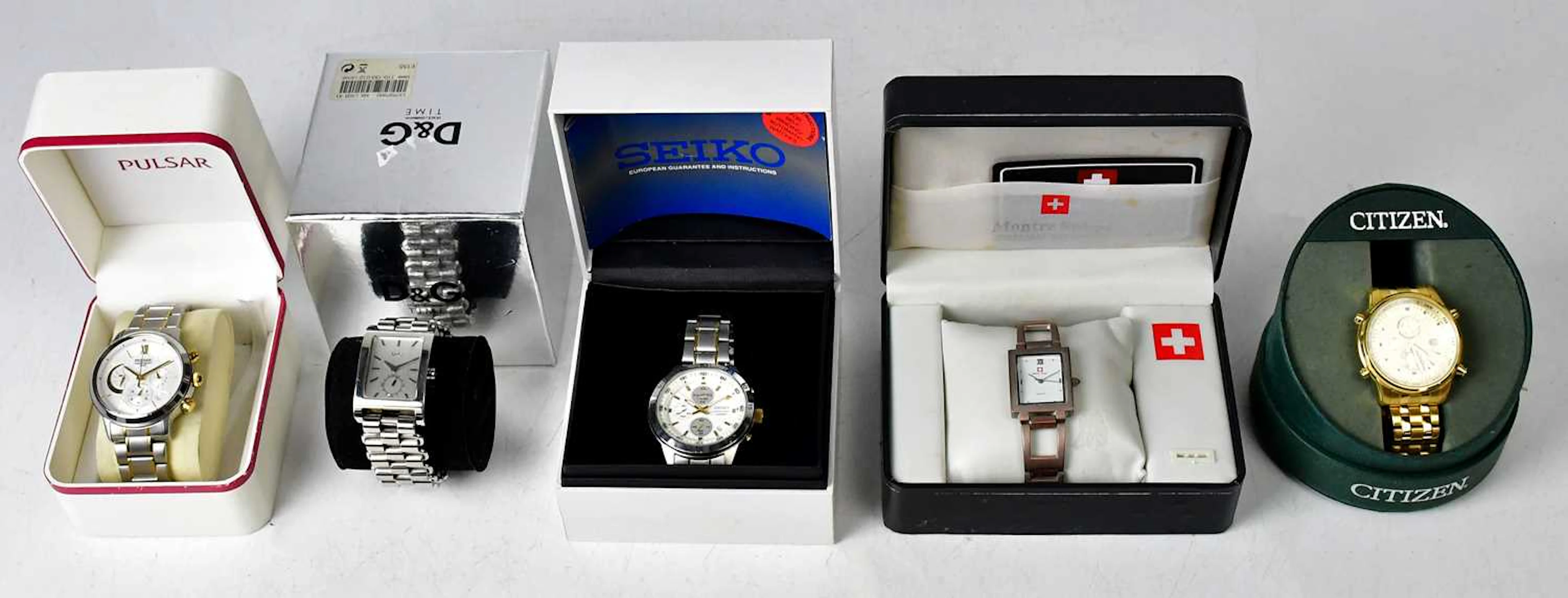 Five boxed gentlemen's fashion watches