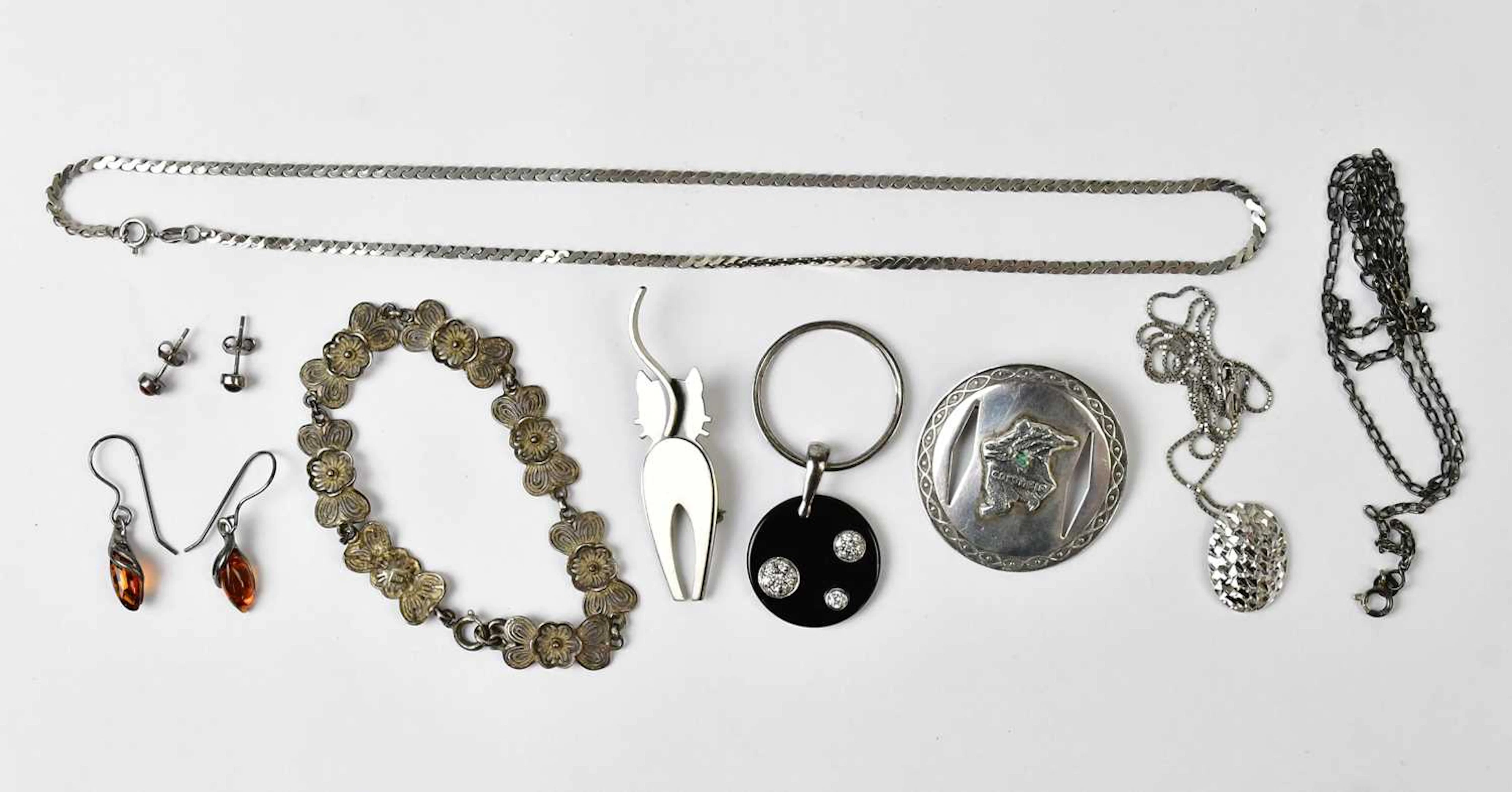 A group of silver jewellery