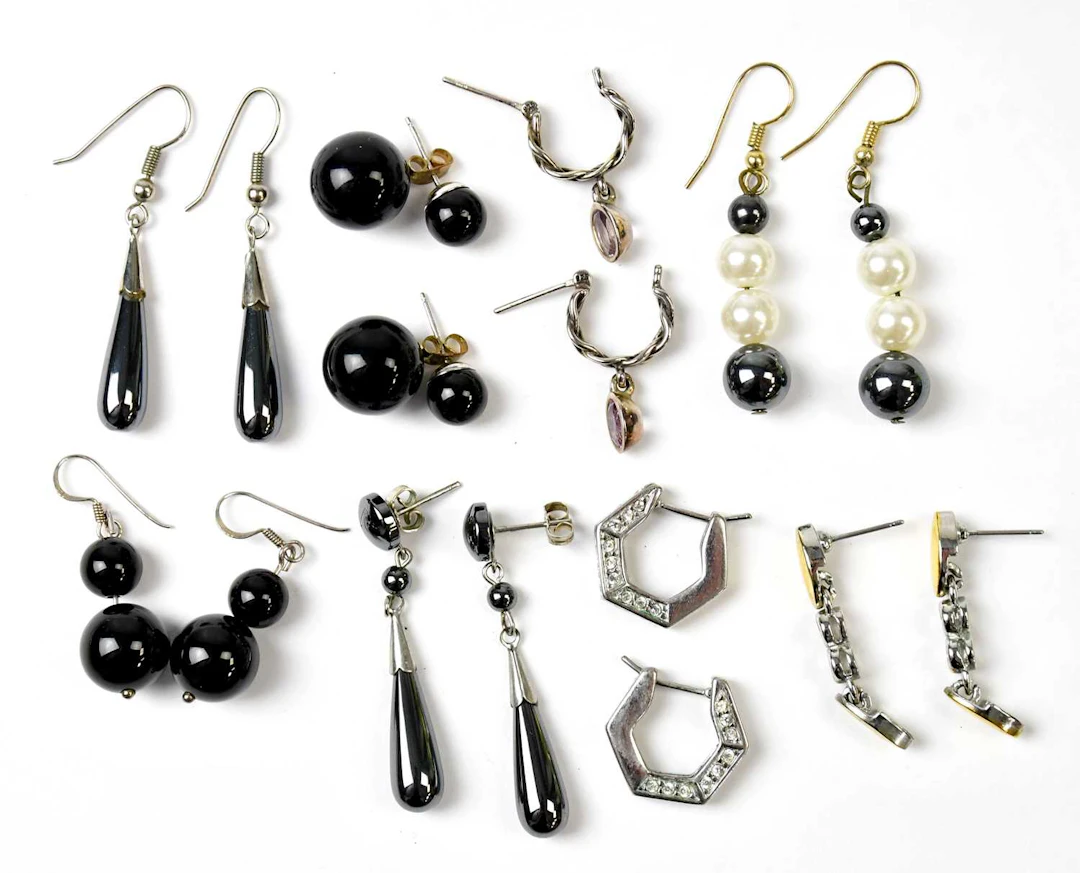 Eight pairs of earrings
