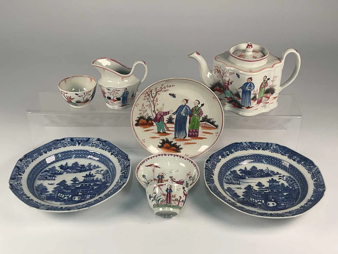 NEW HALL; a porcelain part teaset in the 'Boy and Butterfly' pattern