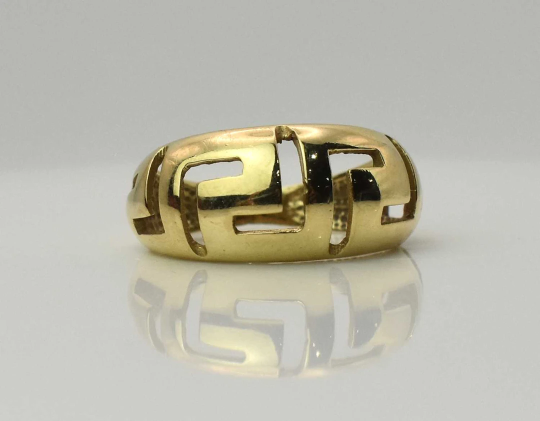 A yellow metal ring