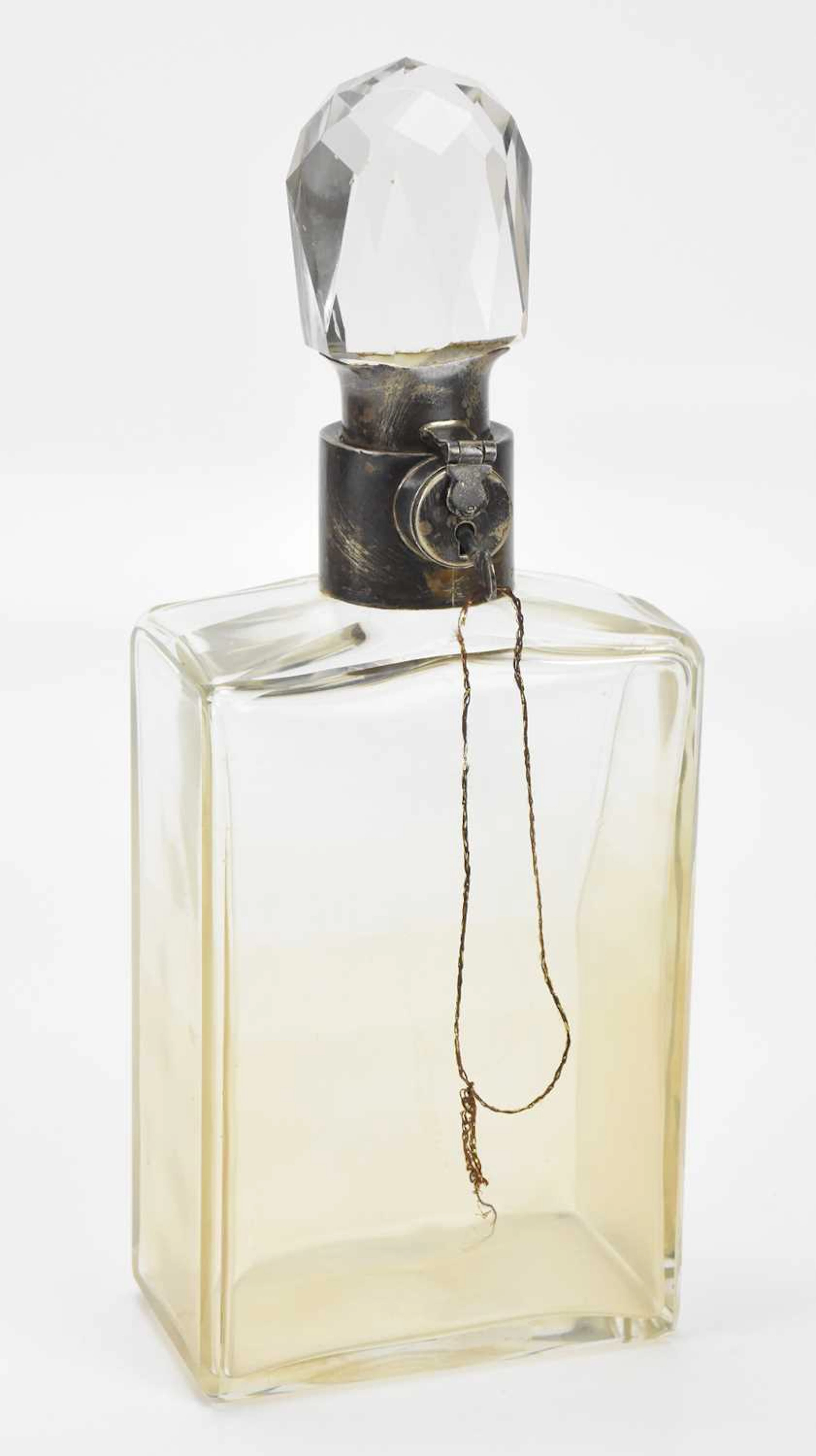HUKIN & HEATH; a George V hallmarked silver mounted decanter