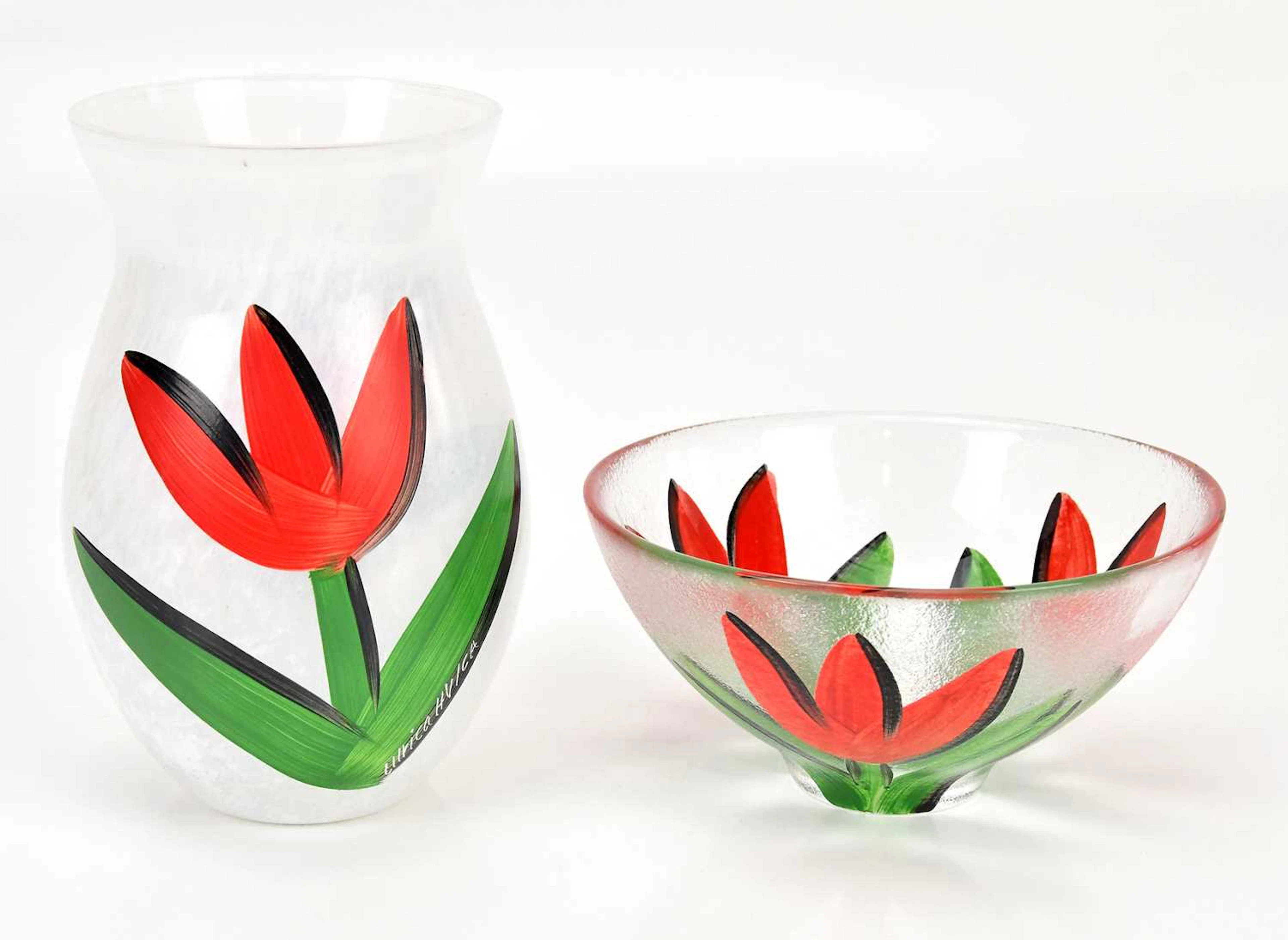 KOSTA BODA; a contemporary glass vase