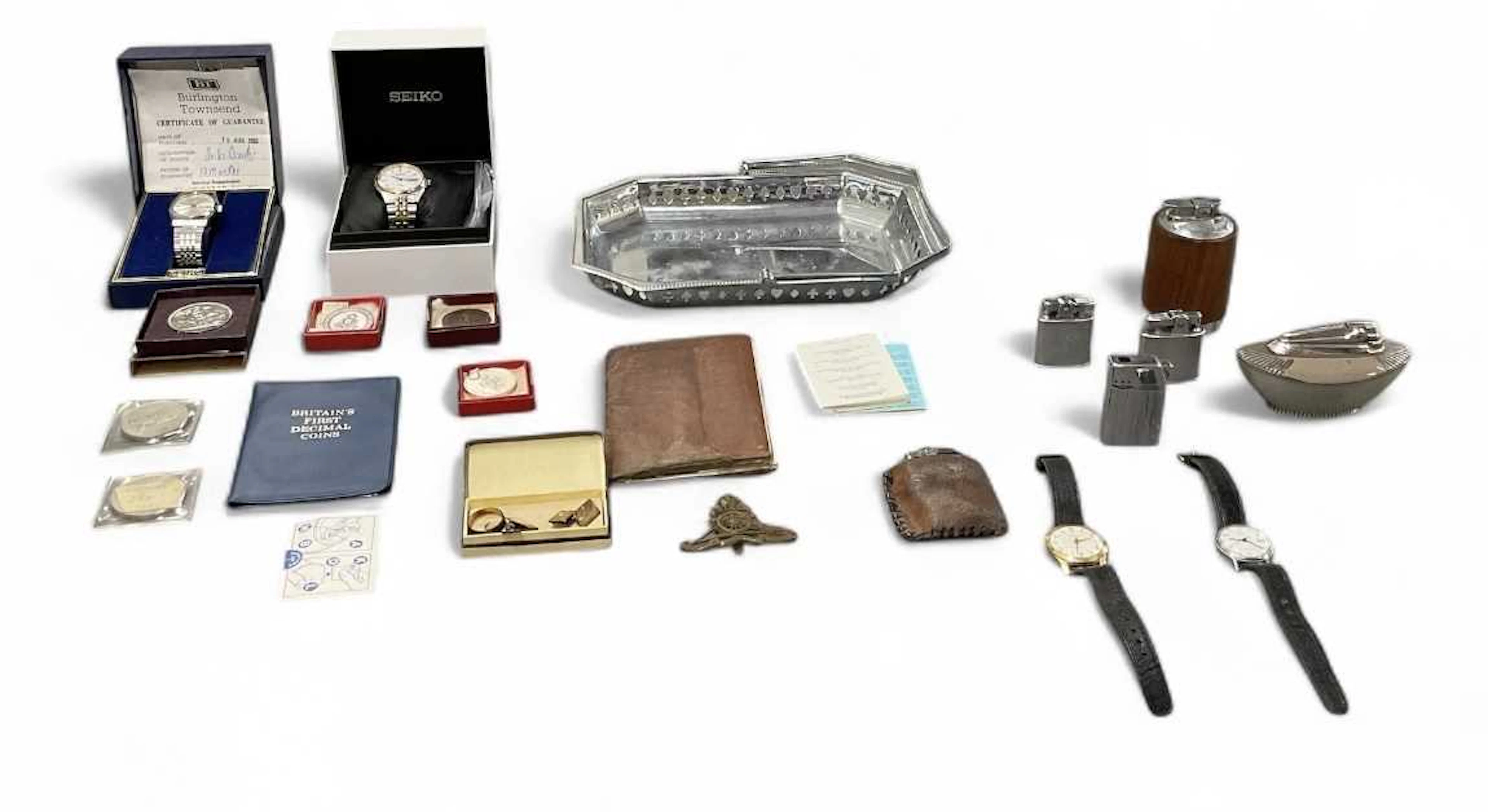 A group of mixed collectables including a gentleman's Seiko wristwatch