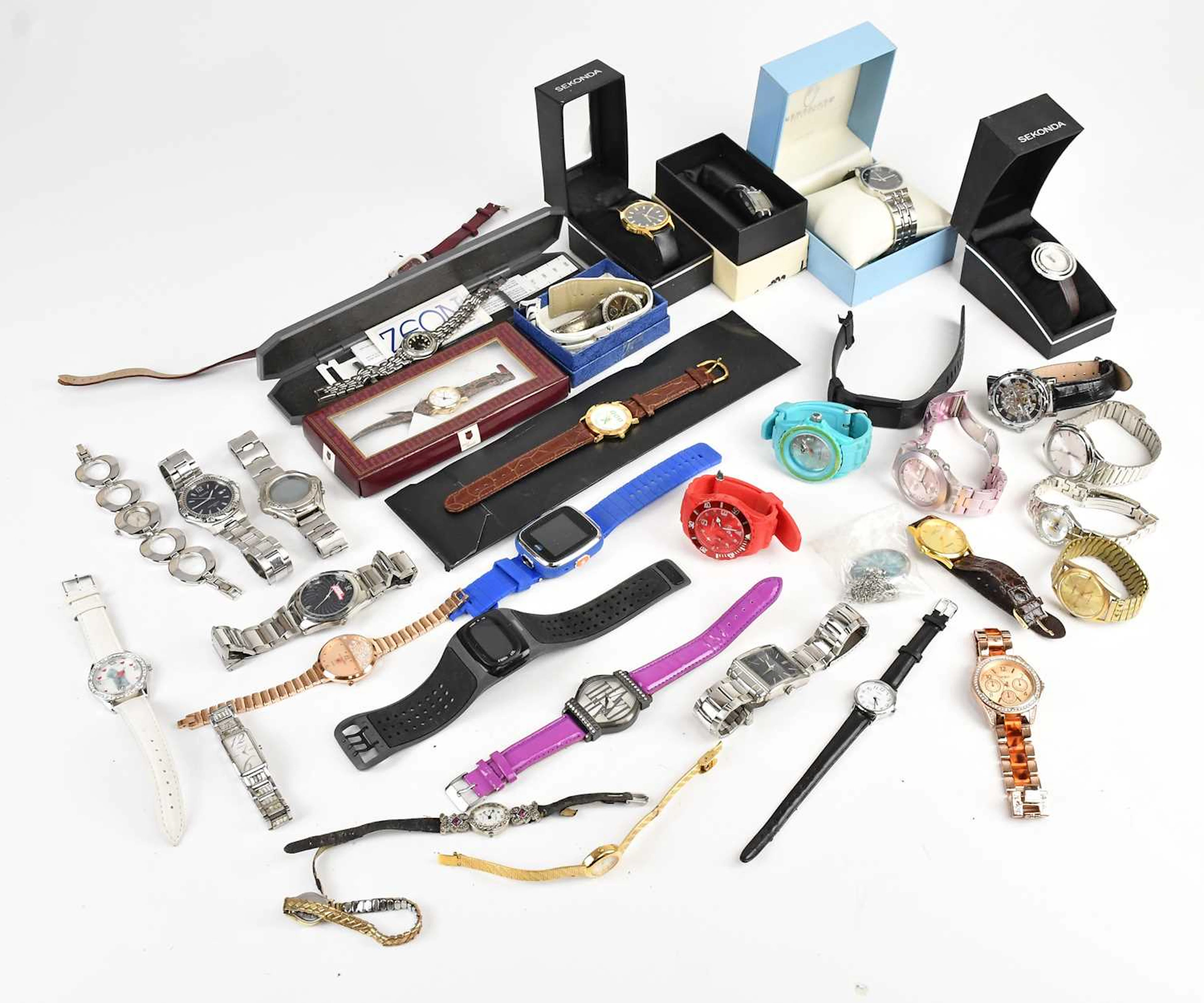 An extensive collection of gentleman's and lady's fashion/dress watches