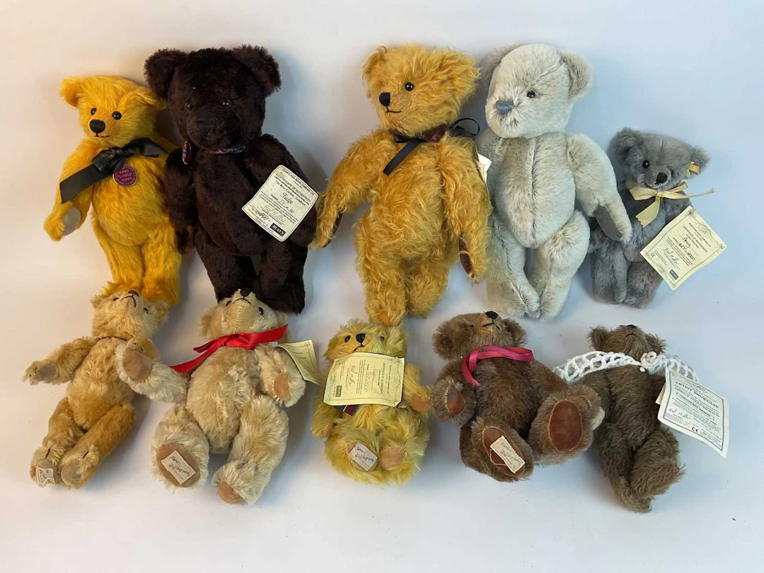 DEAN'S RAG BOOK BEARS; ten limited edition bears