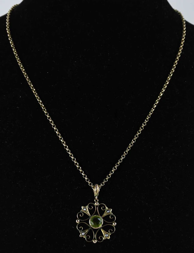 A 9ct rose gold belcher link necklace with box clasp and...