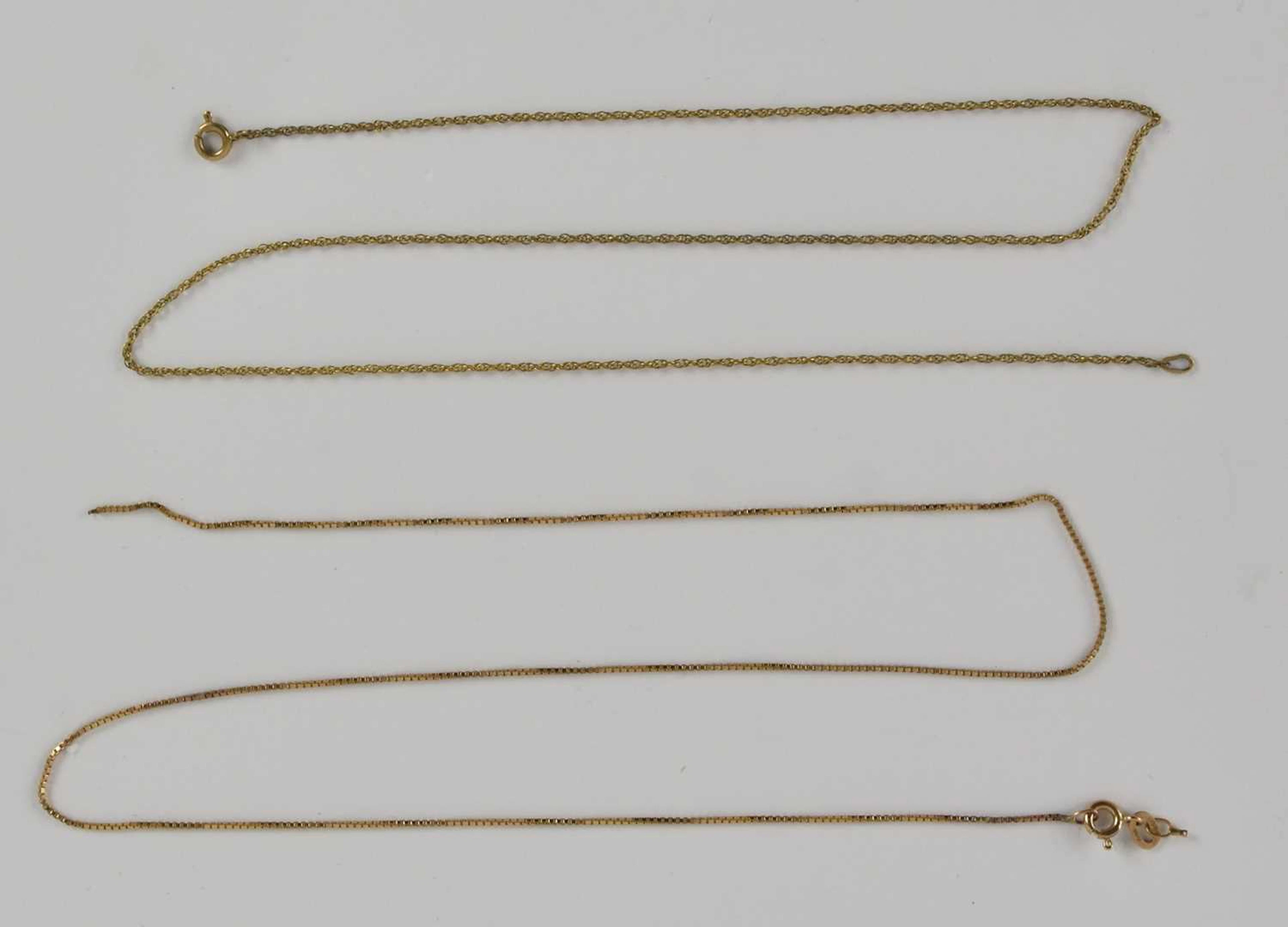 Two 9ct yellow gold fine link necklaces (one af)