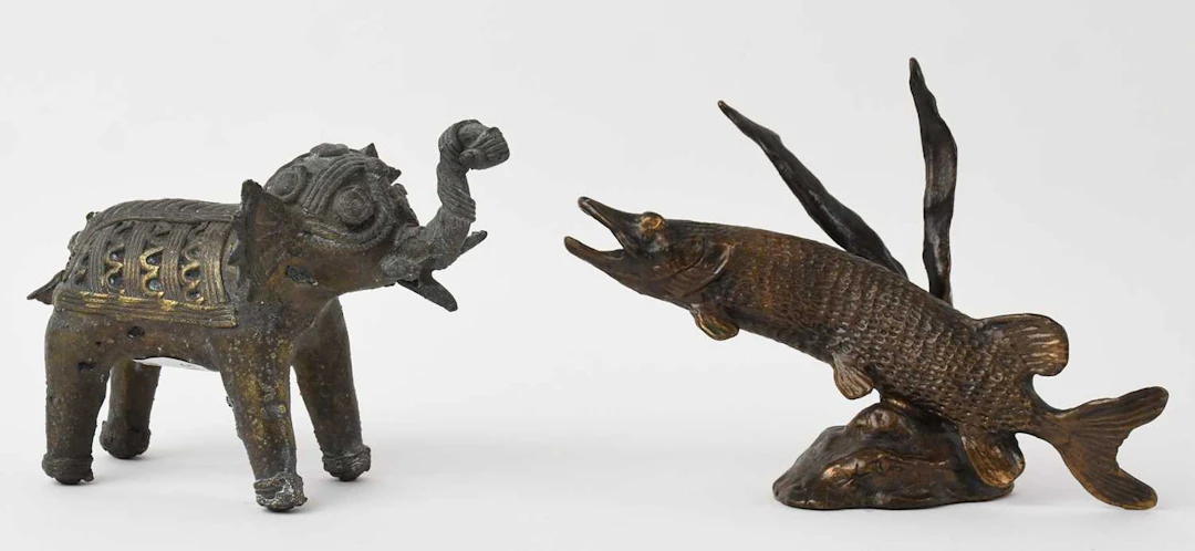 A small African Benin bronze figure of an elephant