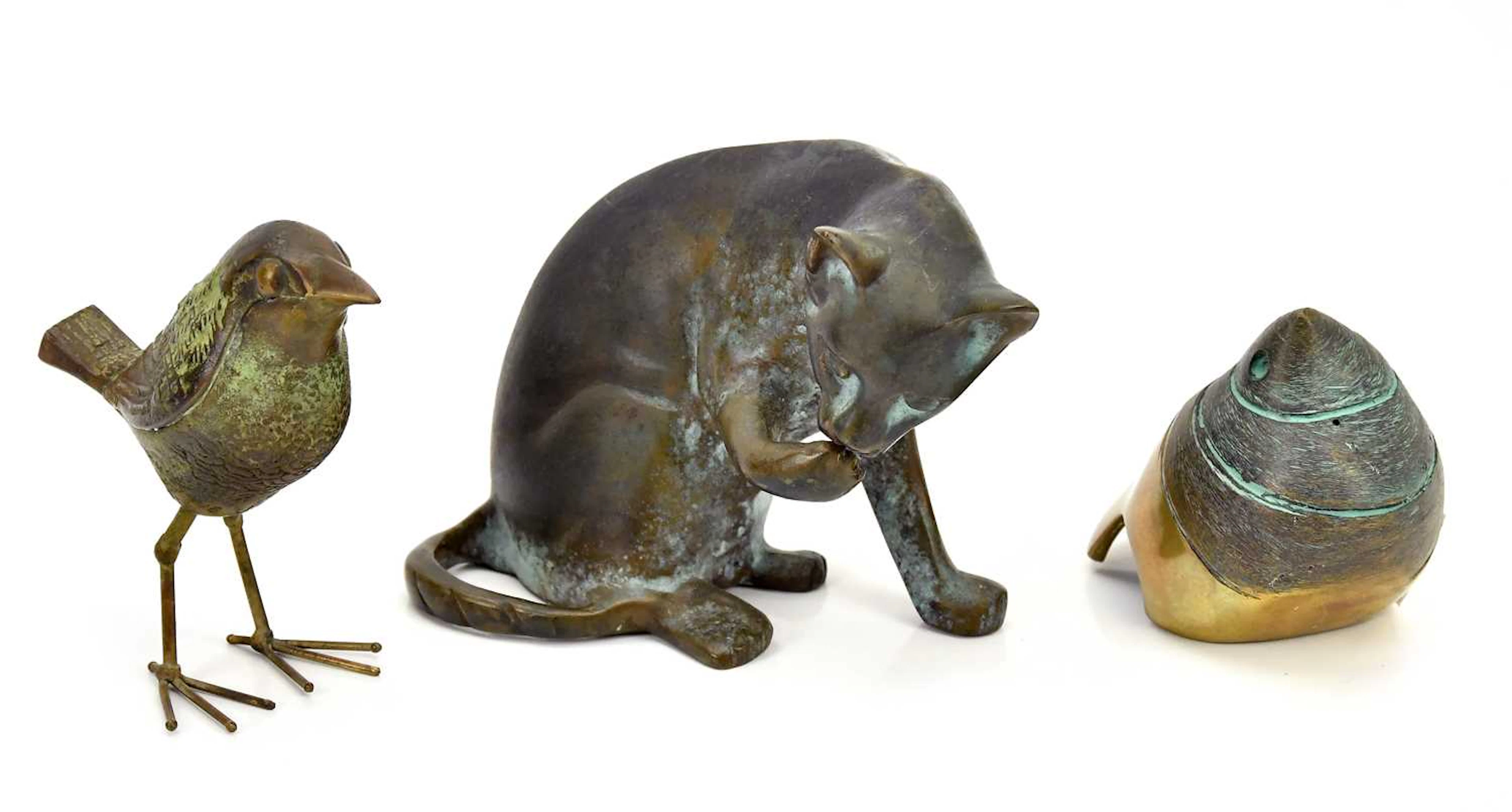 JARCZYK; a bronze figure of a bird
