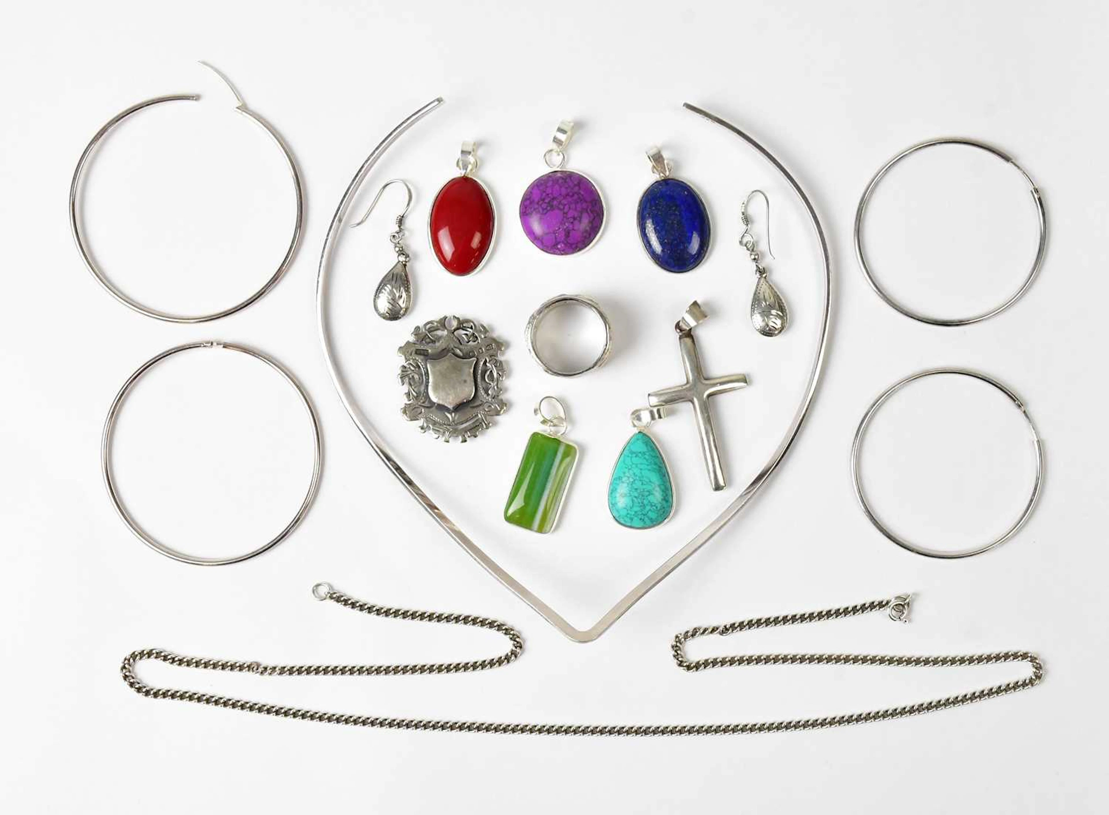 A group of 925 silver jewellery