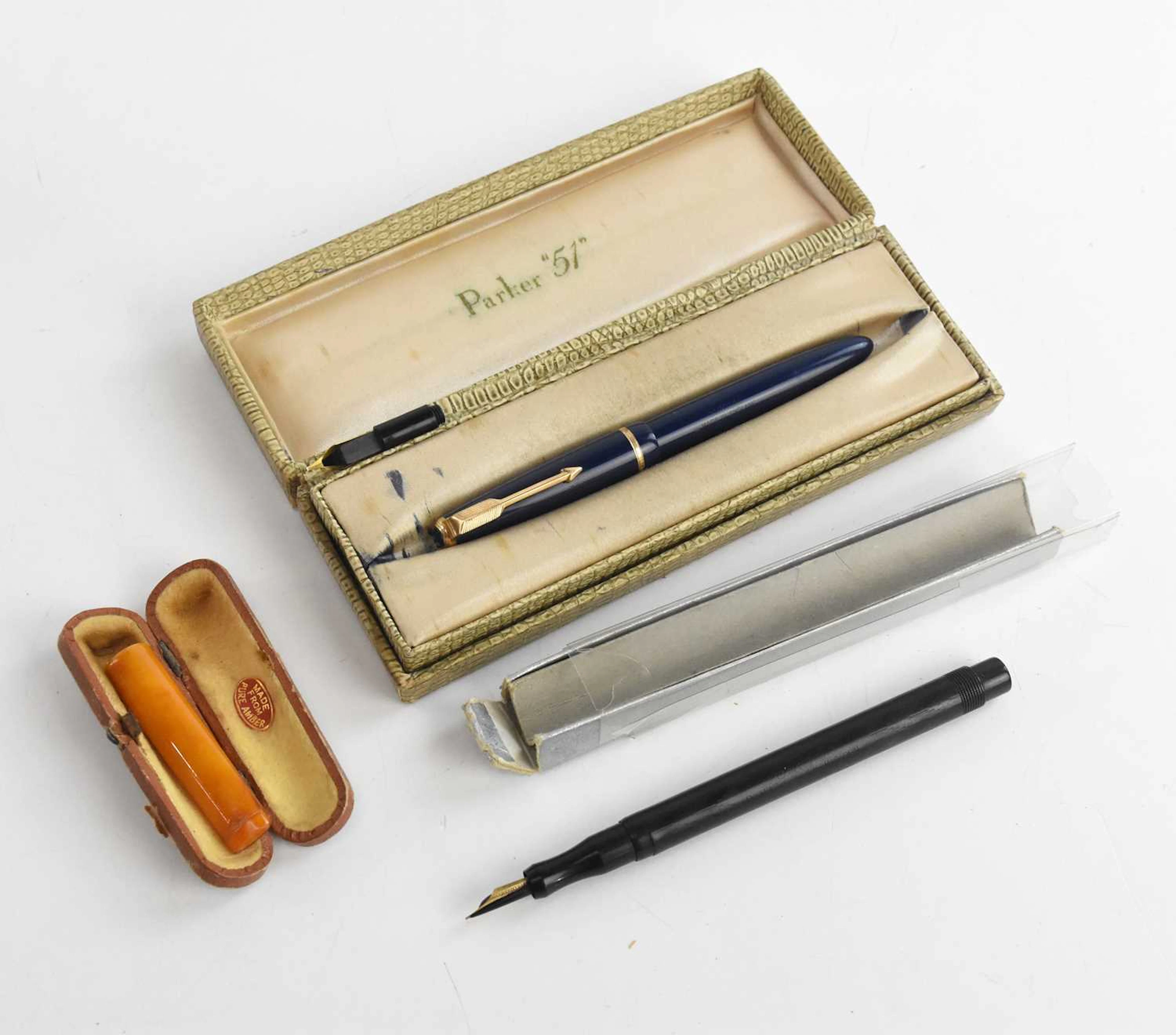 PARKER; a cased fountain pen with 14K knib