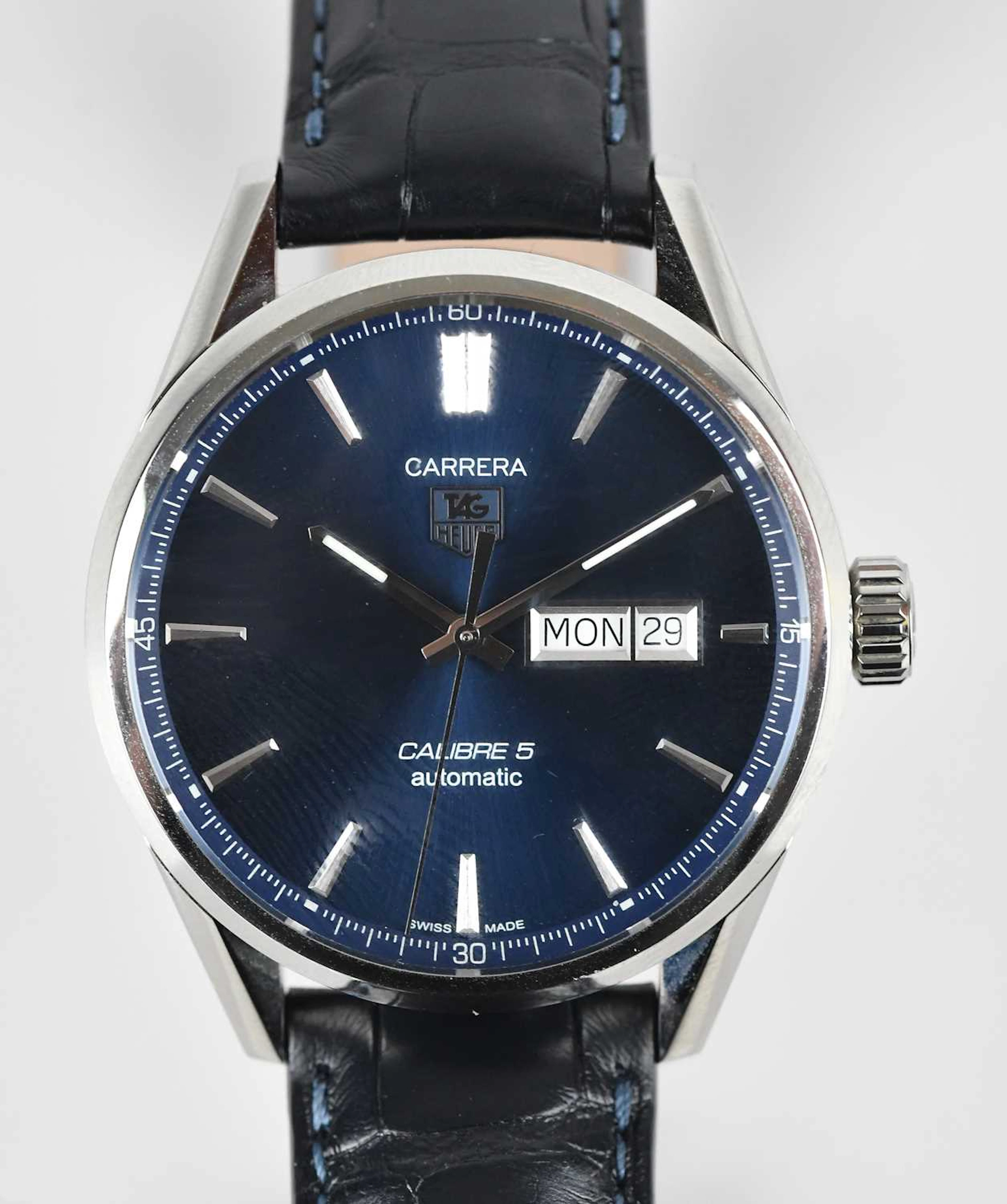 TAG HEUER; a gentleman's Carrera Calibre 5 automatic wristwatch
