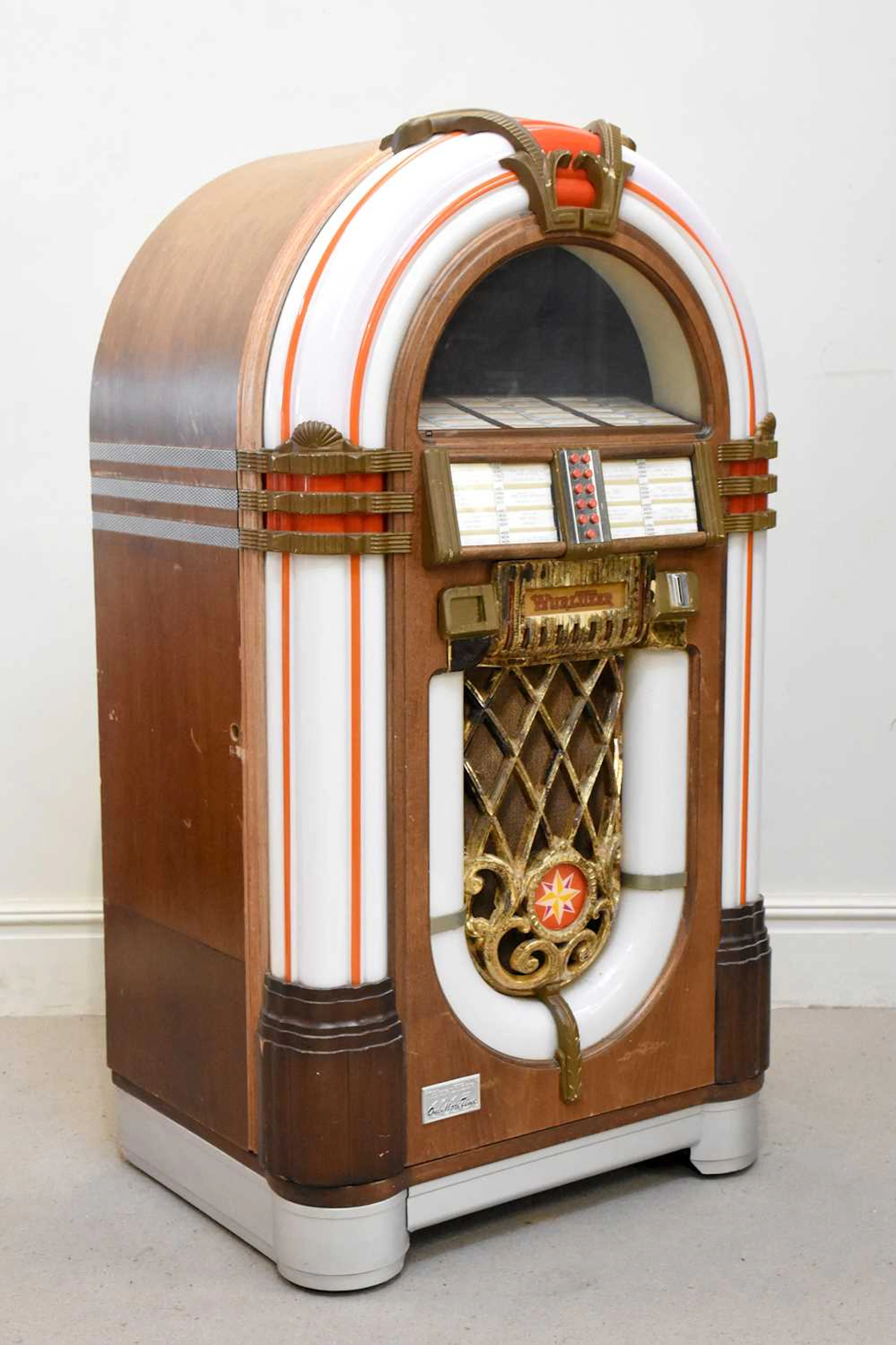 WURLITZER; a vintage jukebox