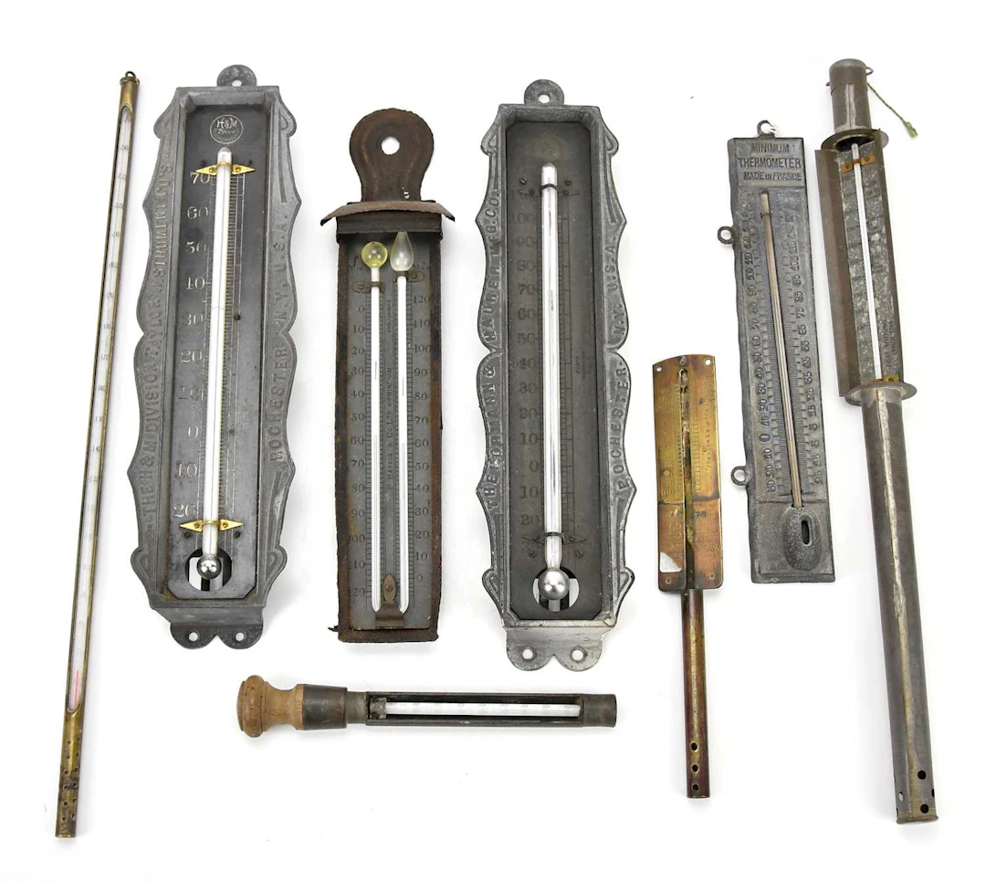 H & M DIVISION TAYLOR INSTRUMENTS CO; a metal wall thermometer