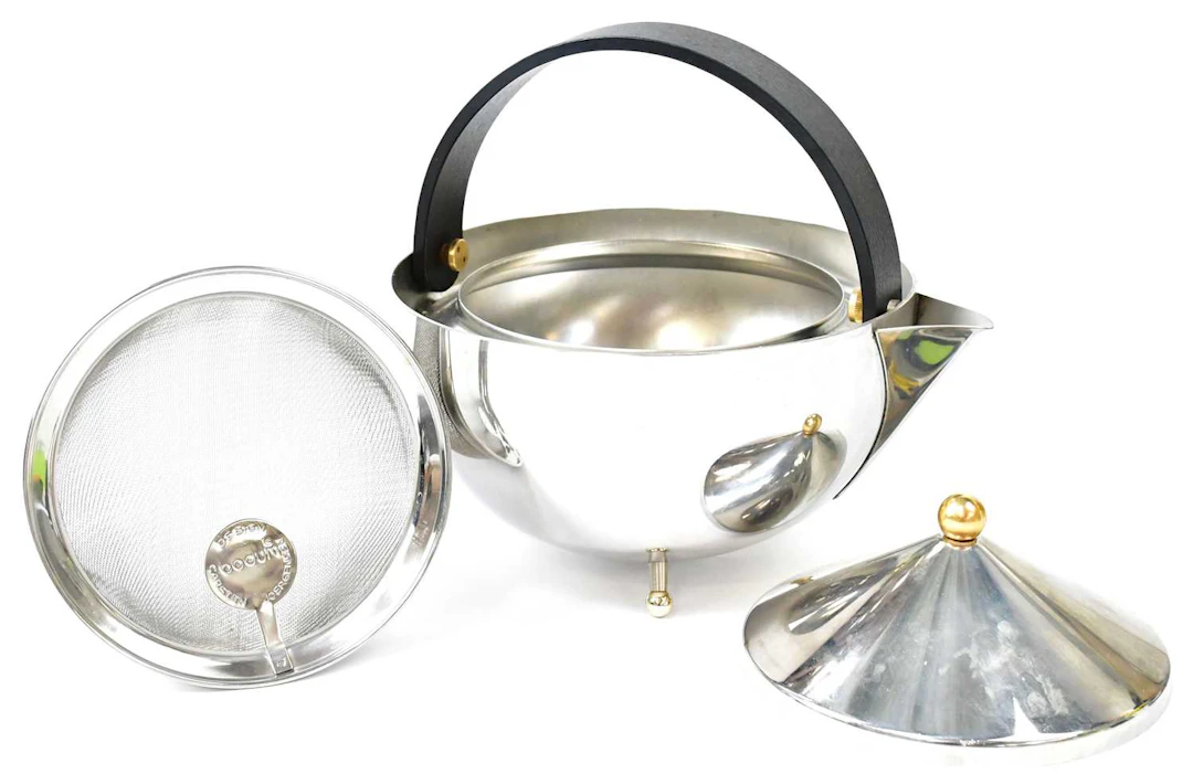 BODUM; a 1980s 'Teaball' teapot by Carsten Jørgensen