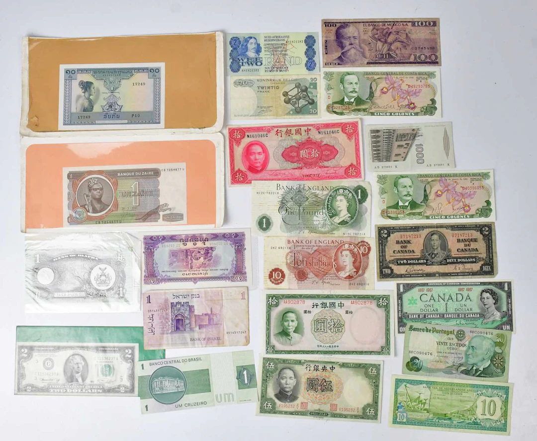 A collection of UK and World banknotes