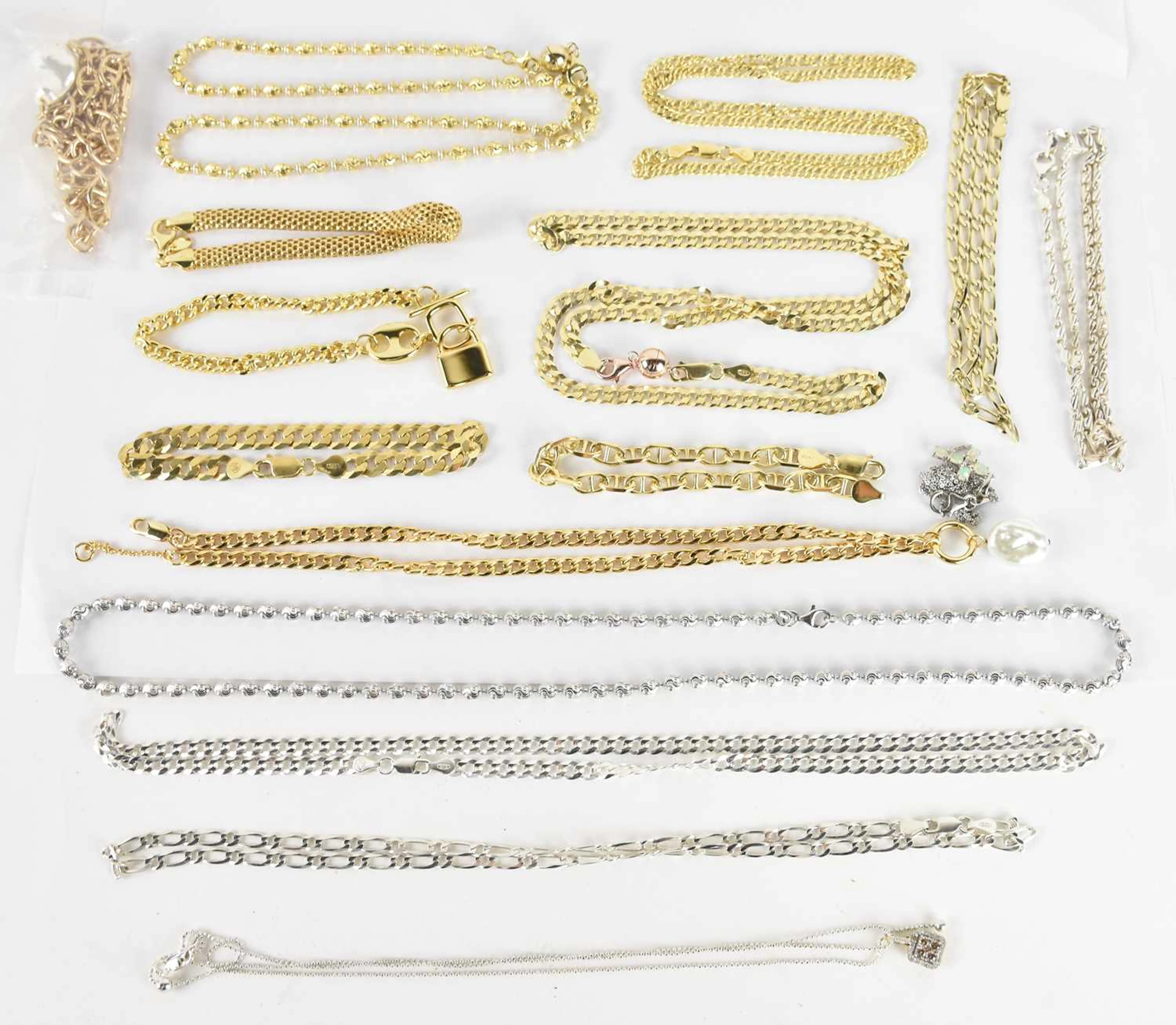 A quantity of 925 silver