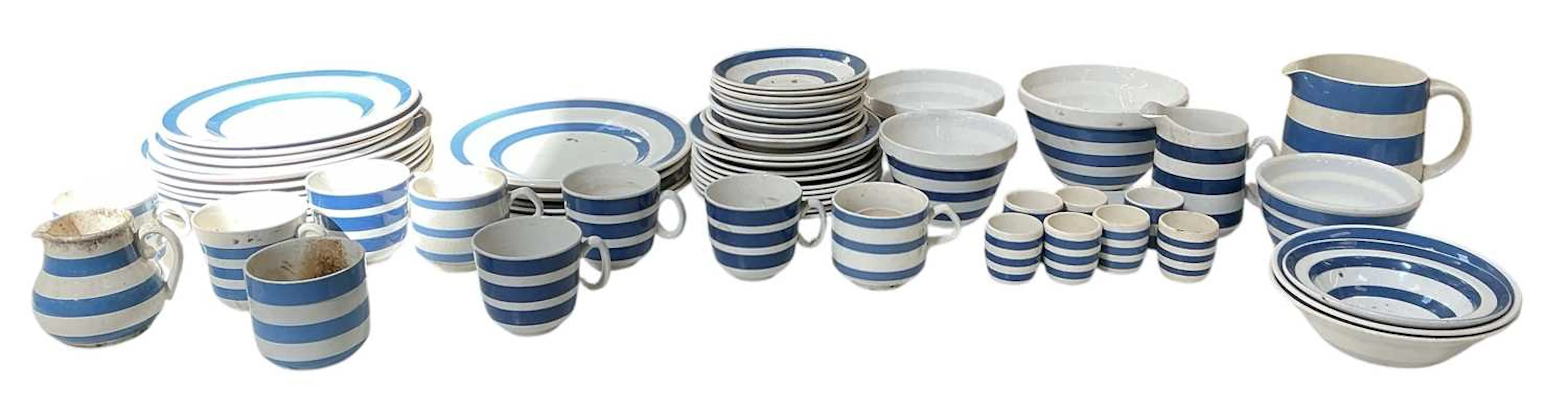 A quantity of assorted blue and white Cornish kitchenware...