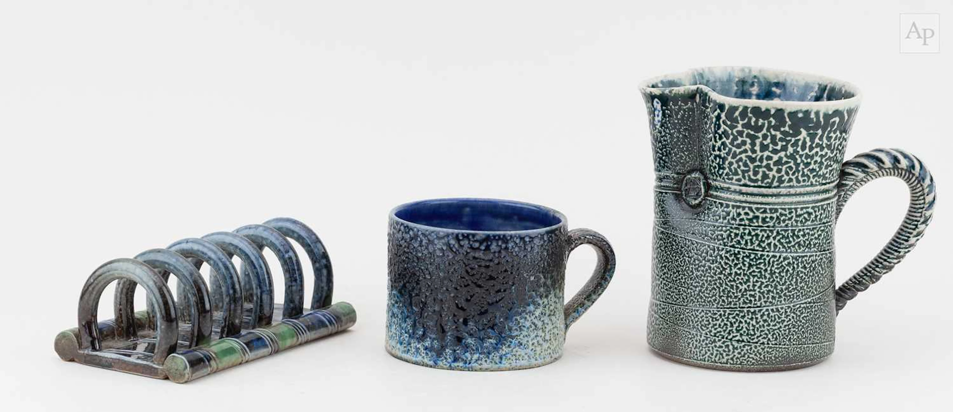 JANE HAMLYN (born 1940); a salt glazed toast rack