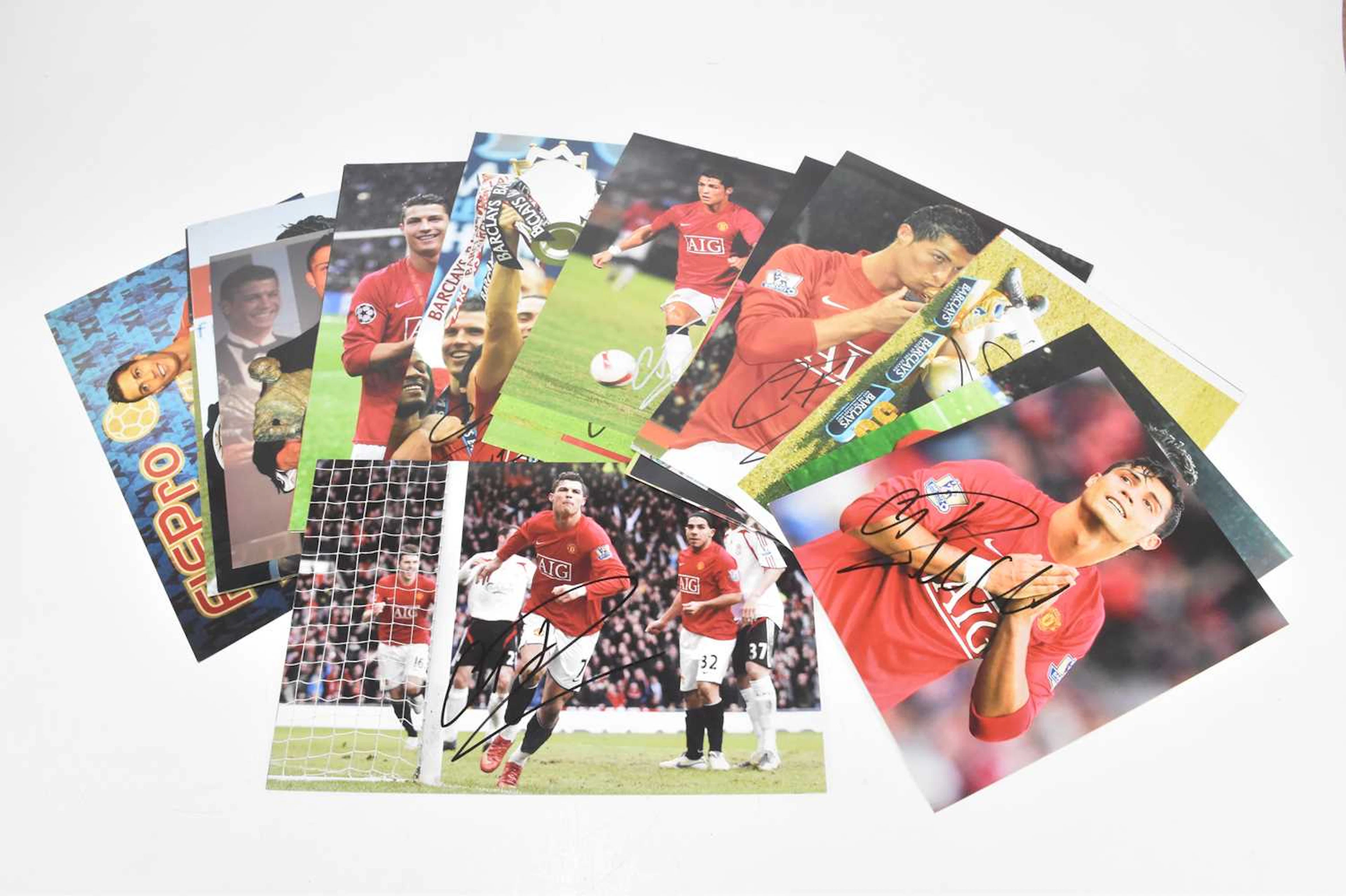MANCHESTER UNITED; a collection of twenty-four signed...