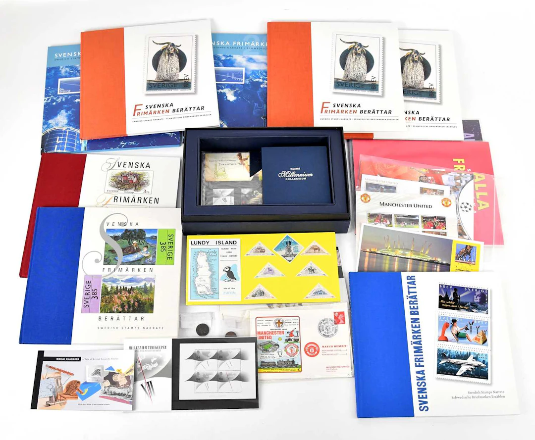 WORLD; a box with modern Sweden year books