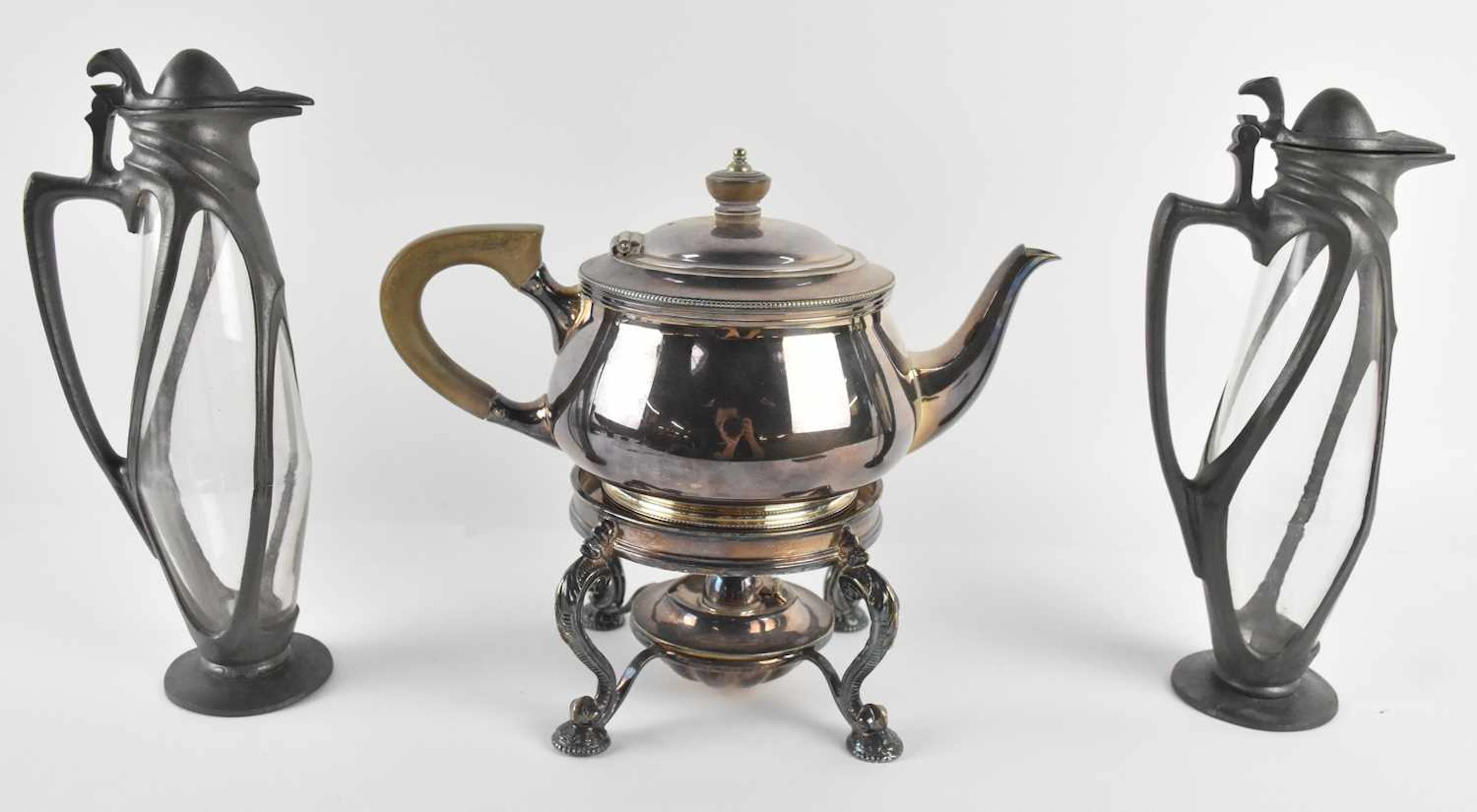 An early 20th century Mappin & Webb Prince’s Plate silver plated kettle on stand